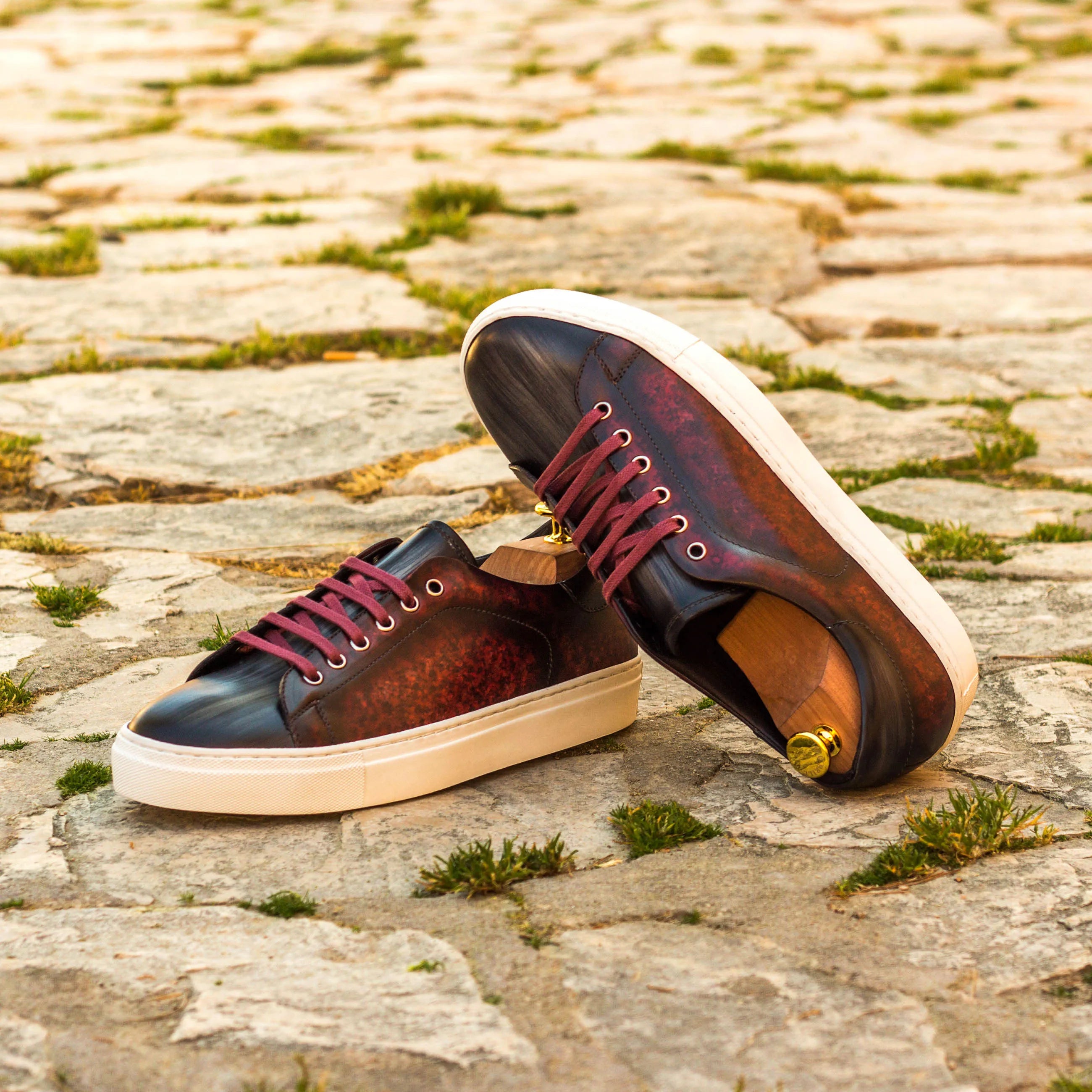 Burgundy leather Abril Trainer Patina Sneaker II with white soles