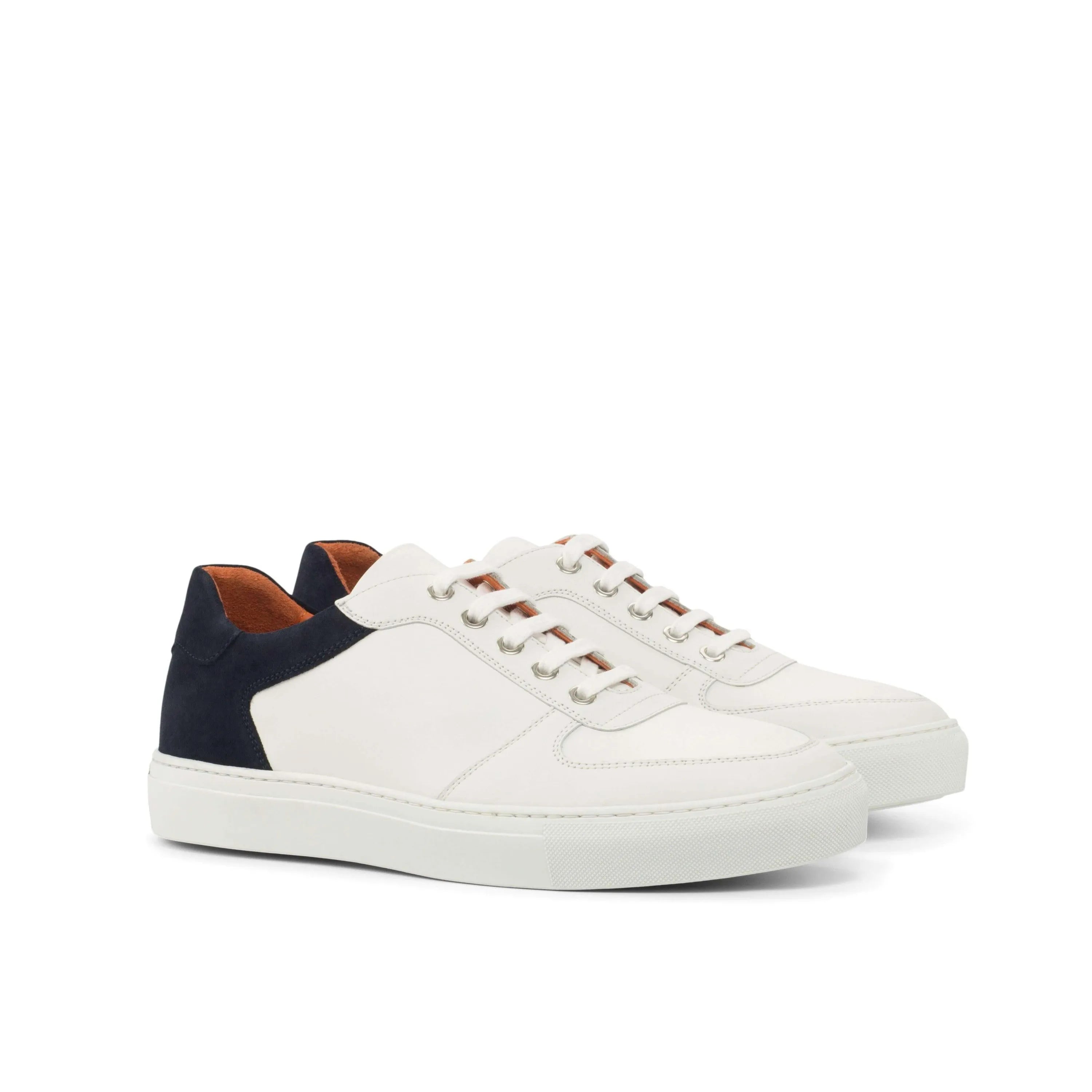 Alin low top trainer sneakers in white leather with navy heel