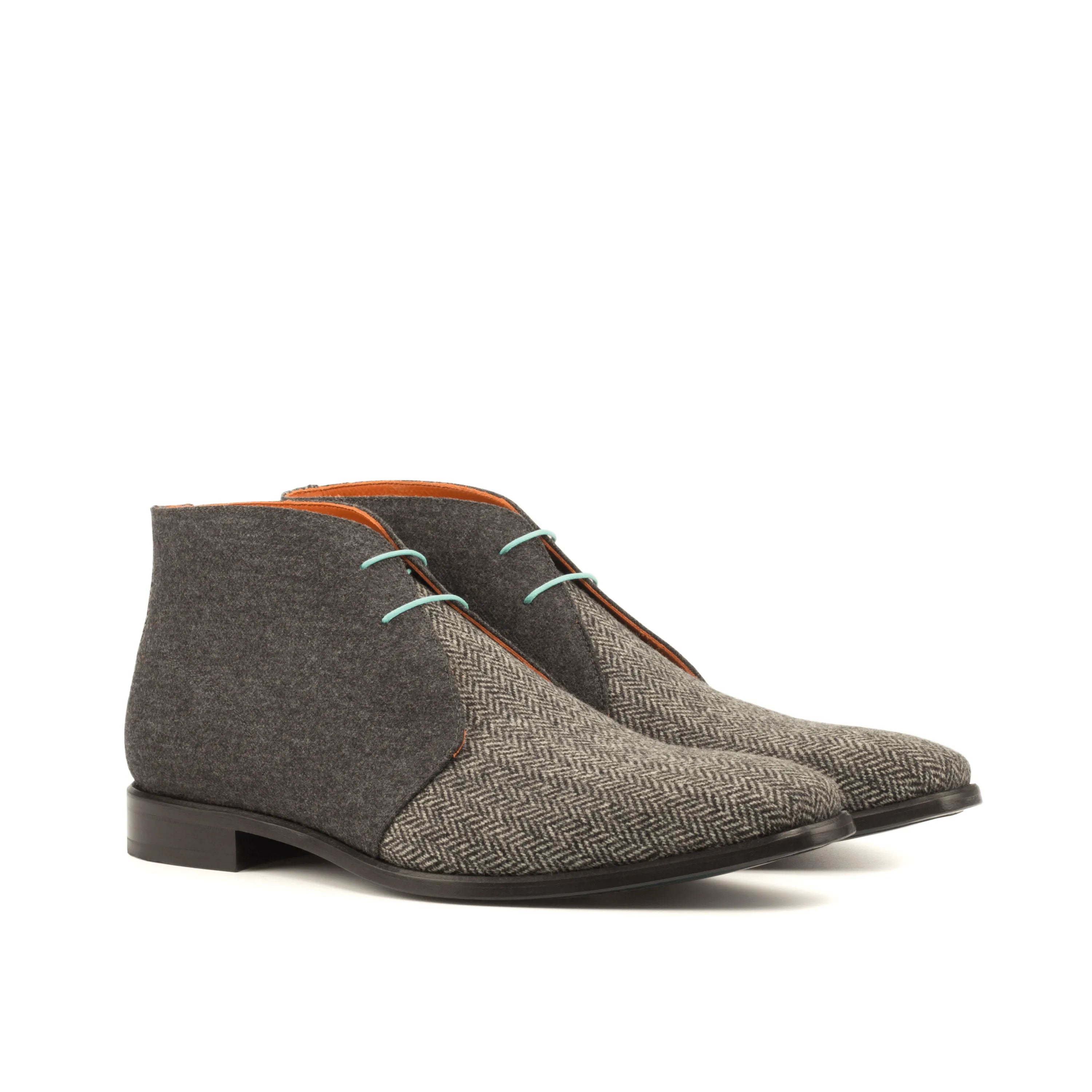Gray Anthelym chukka boots in tweed, back view