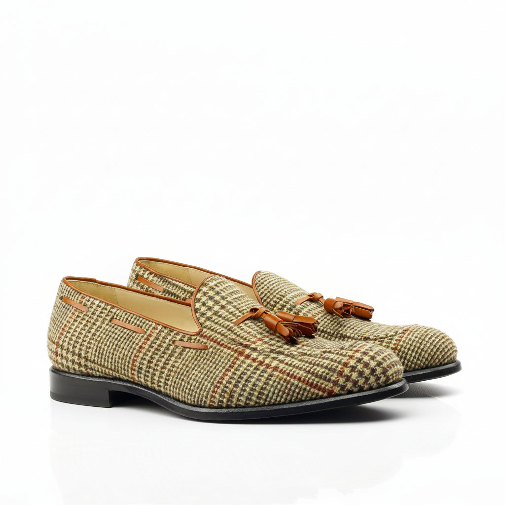 Avidon loafers with tweed tassels in rich patina finish