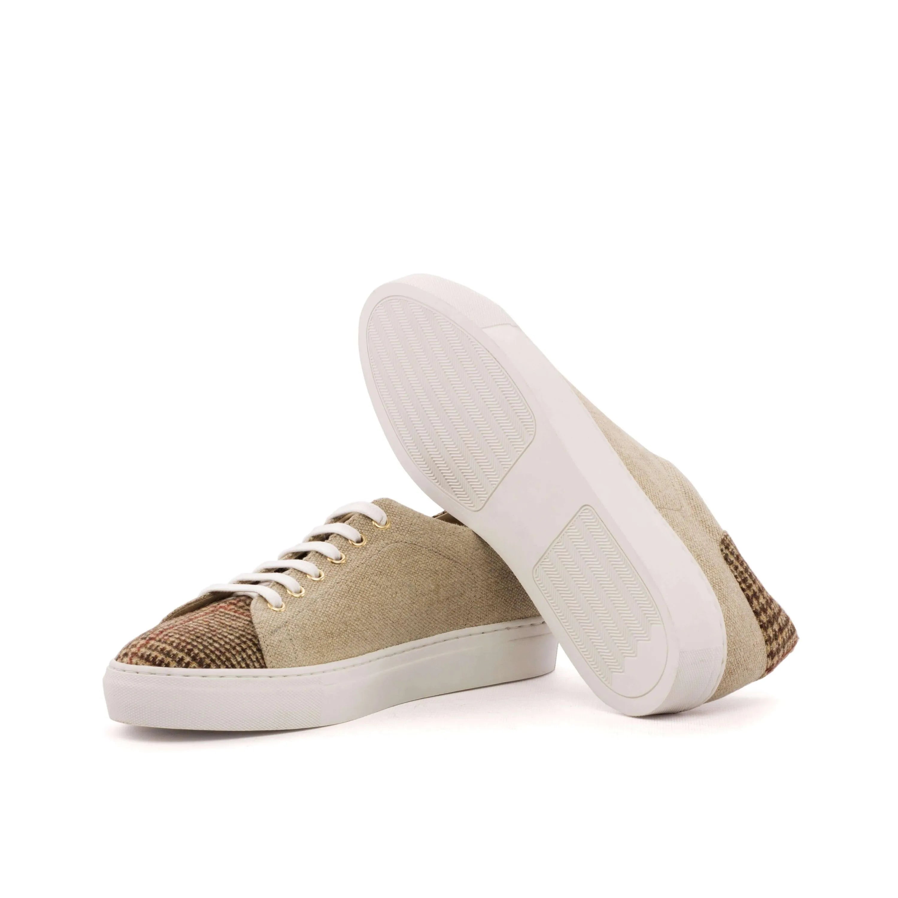 Beghoso Trainer Sneaker II in beige plaid with crust patina