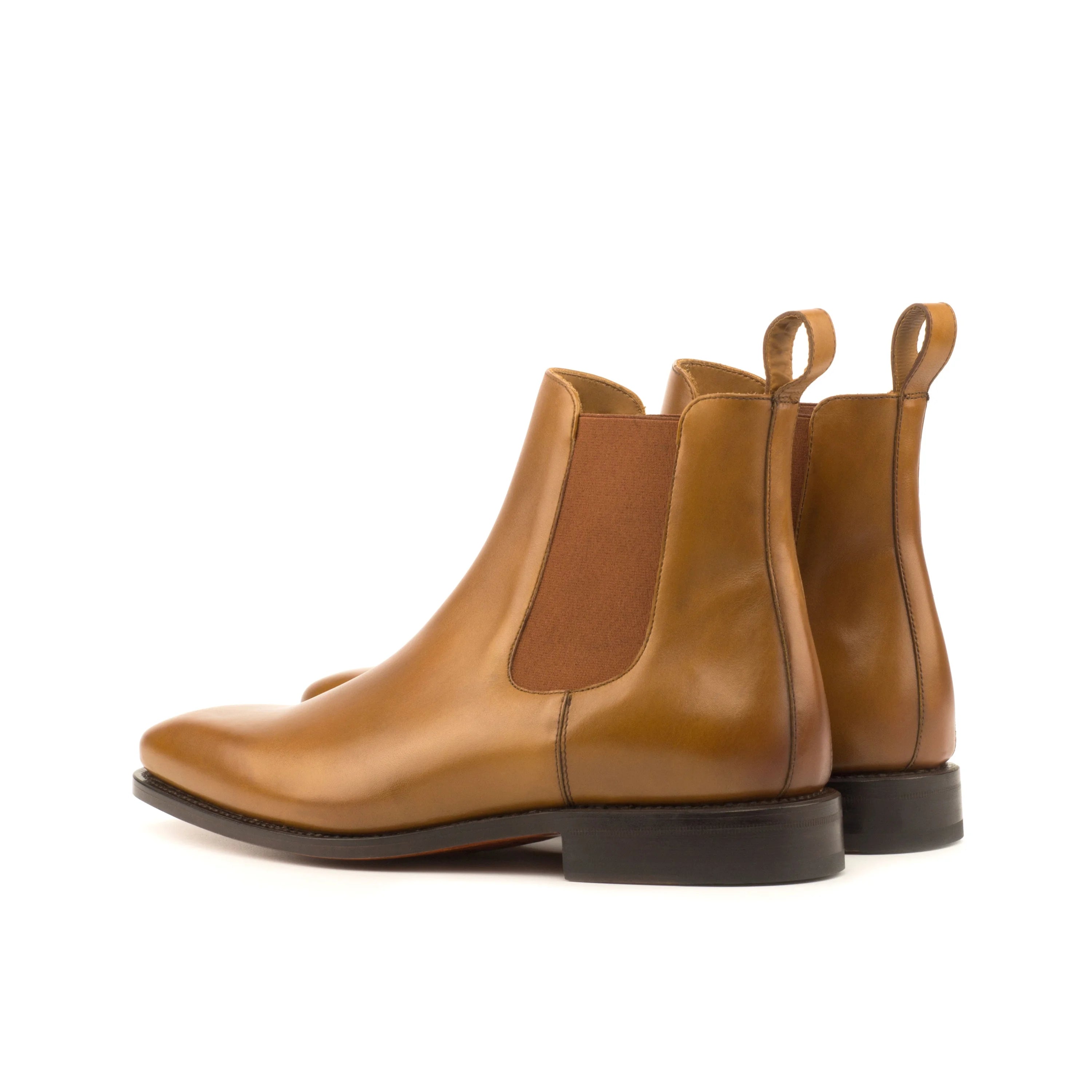 Braindo Chelsea Boots II with tan leather, polished finish, dark elastic panels