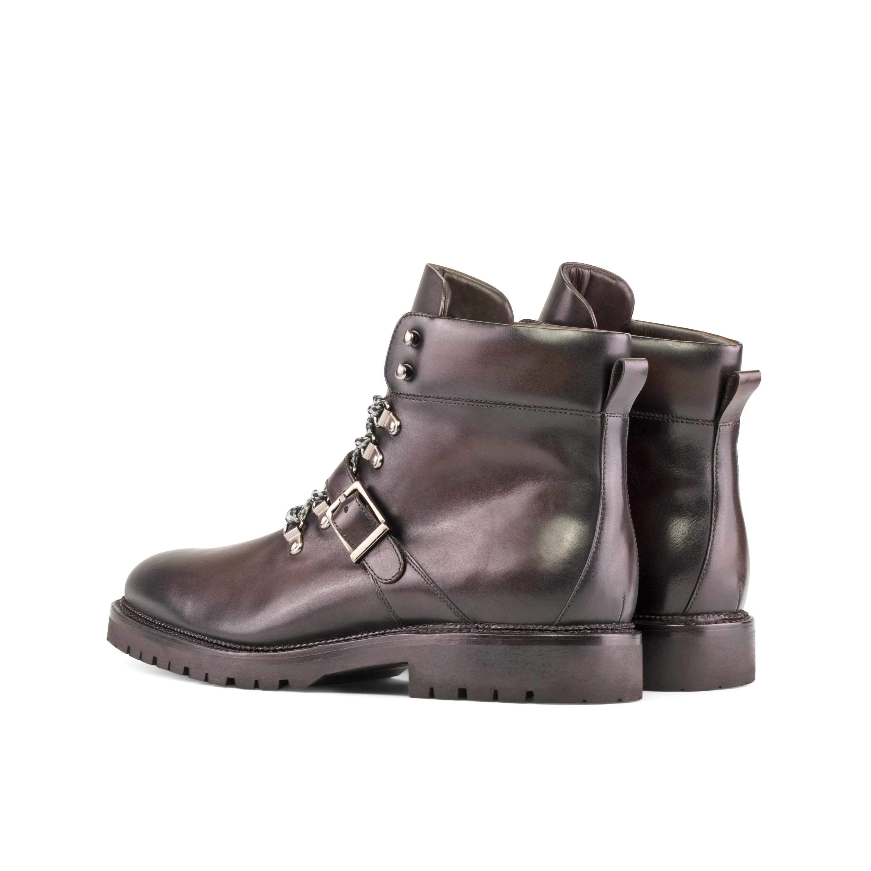 Brown Dejen hiking boots in leather with fast lane ankle design