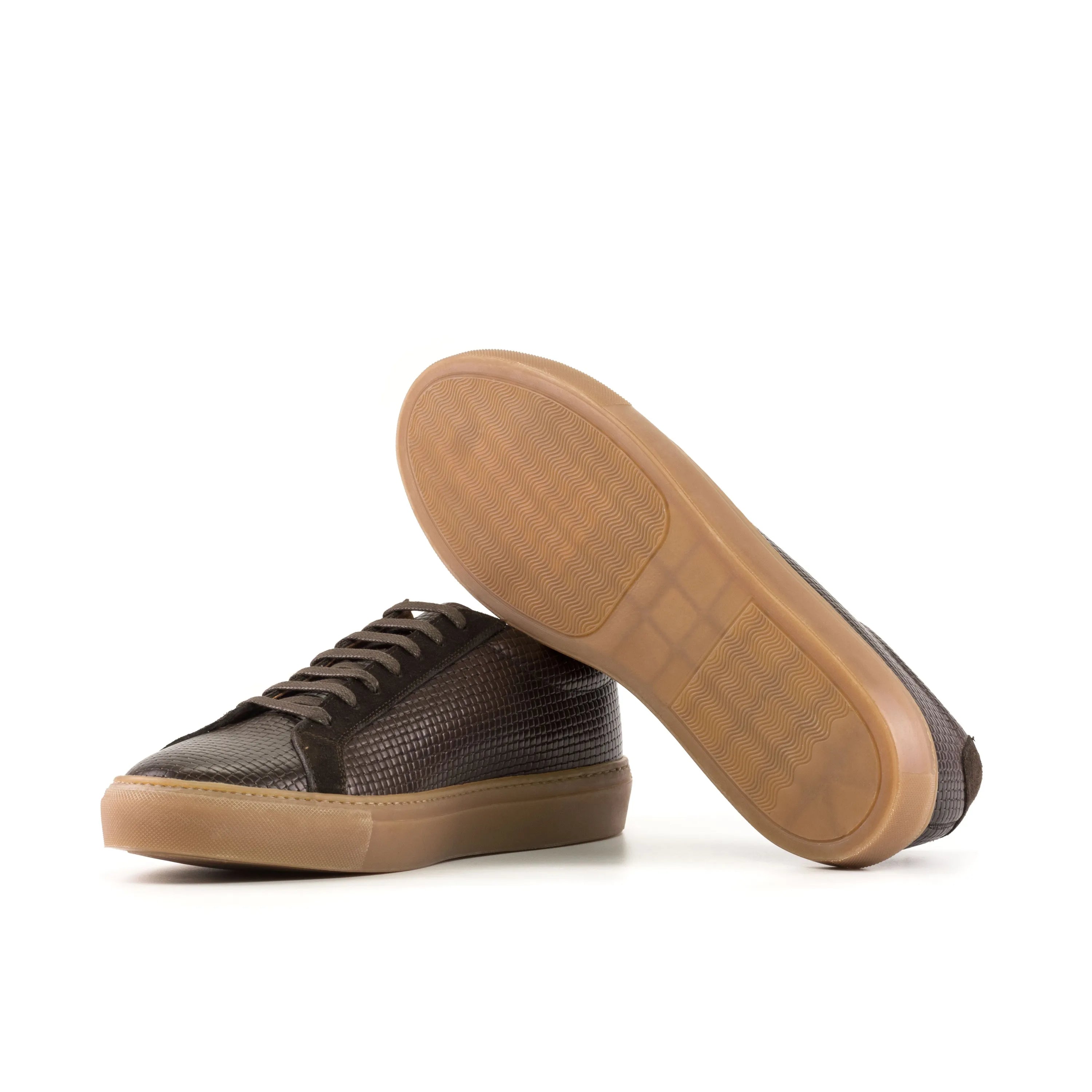 Dark brown DuranDruan low kick sneaker with leather upper and gum soles