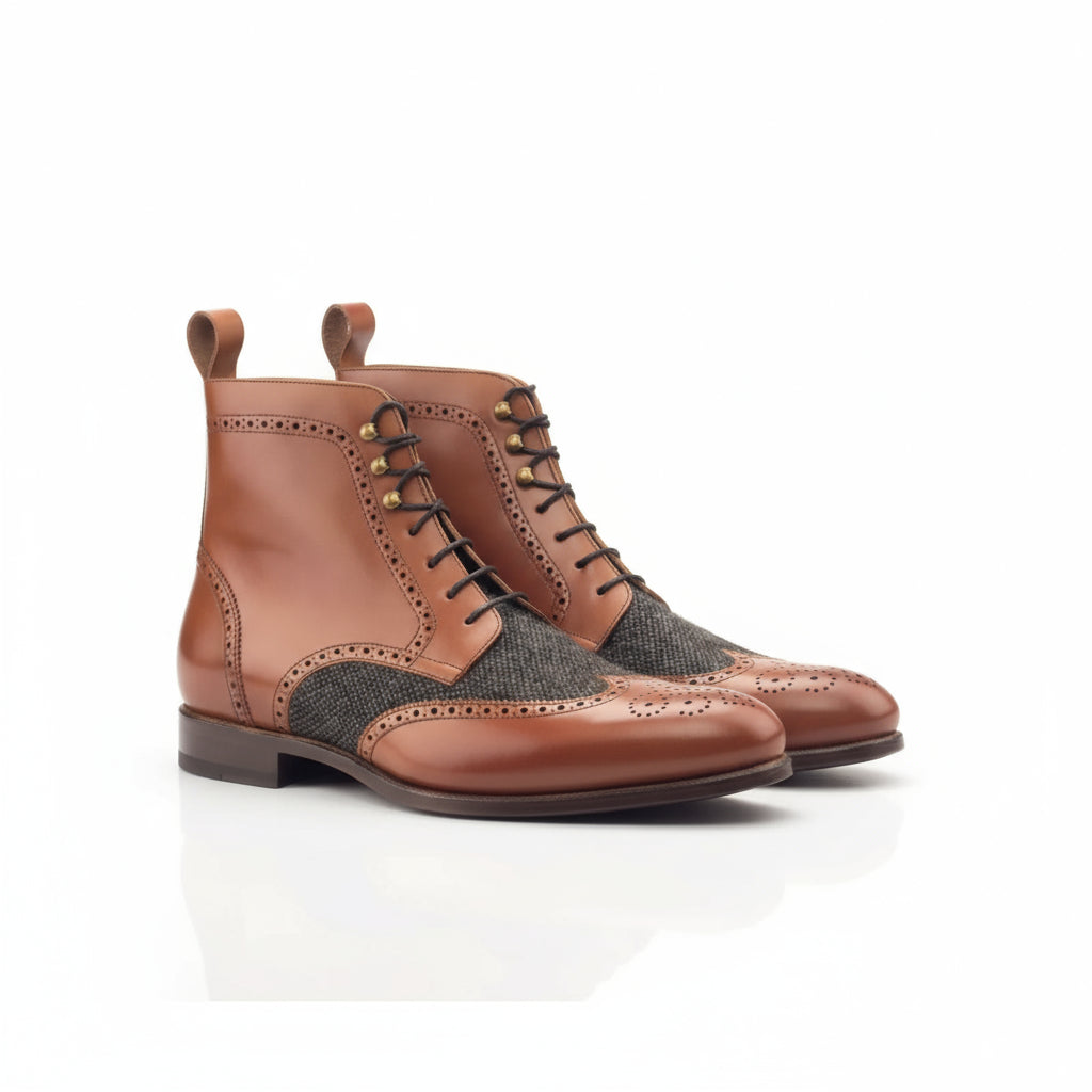 Eisen military brogue boots in brown leather and tweed wingtip