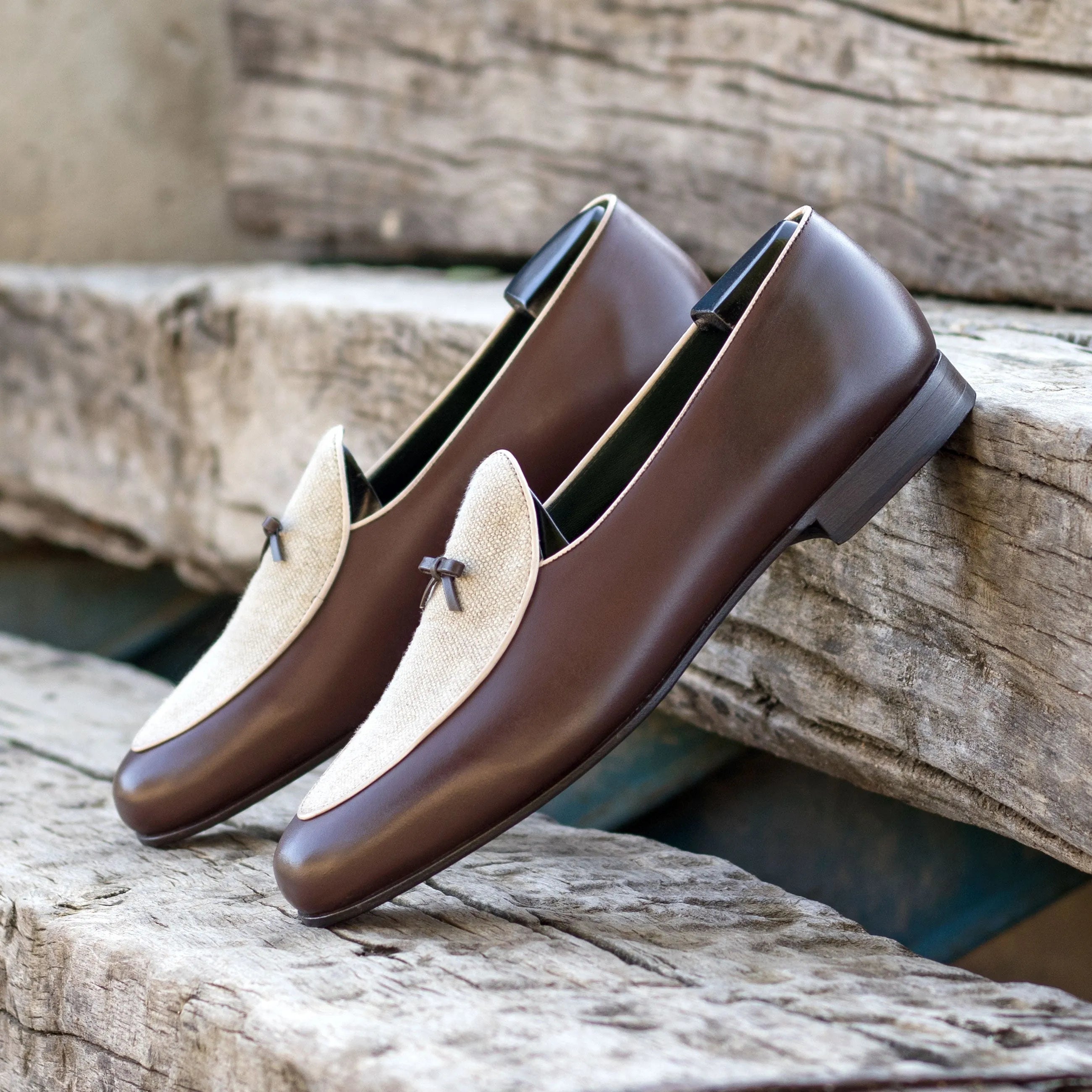 Fardoz Belgian Slipper: brown leather loafers with beige accents