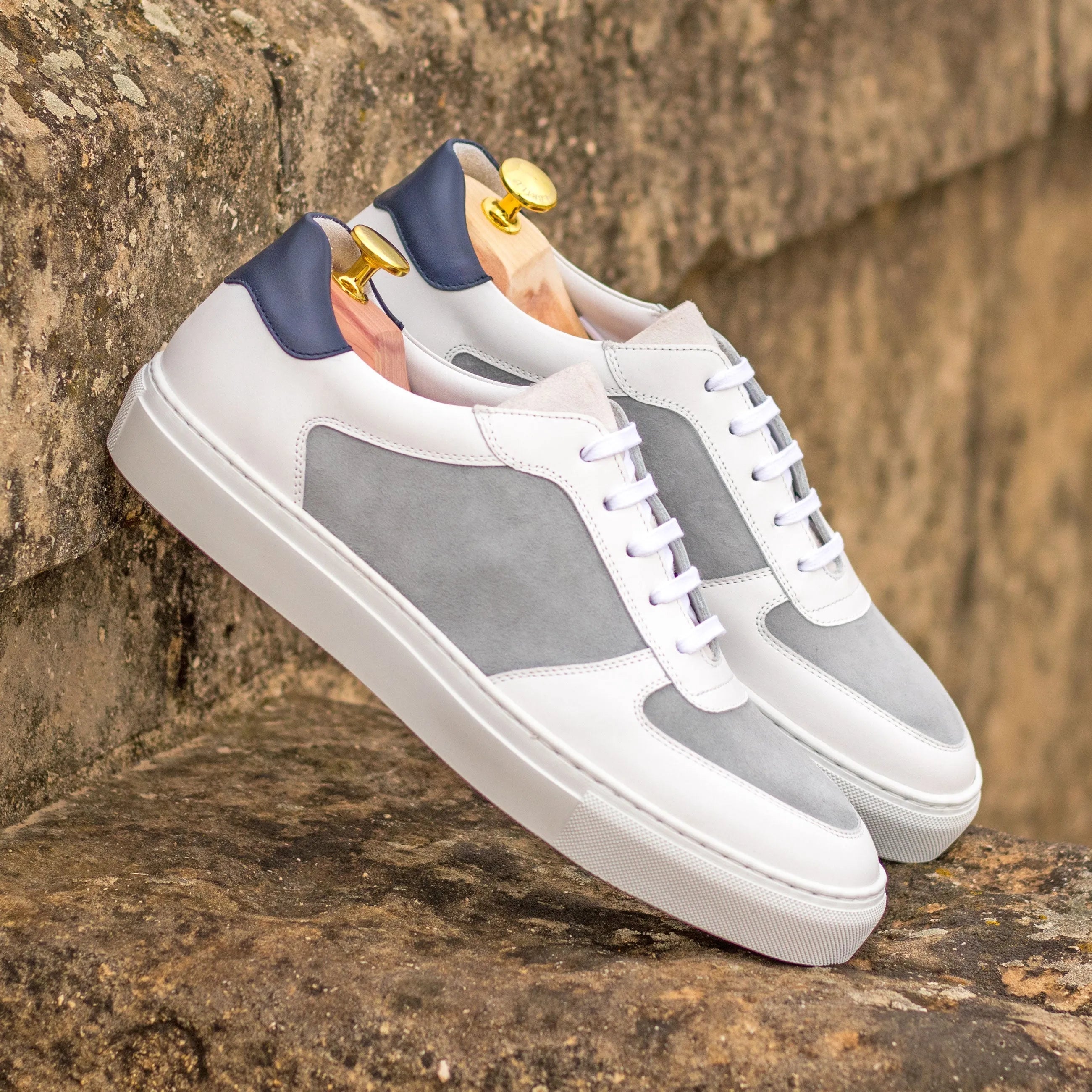 Galaxie low kid suede two-tone trainer sneaker back view