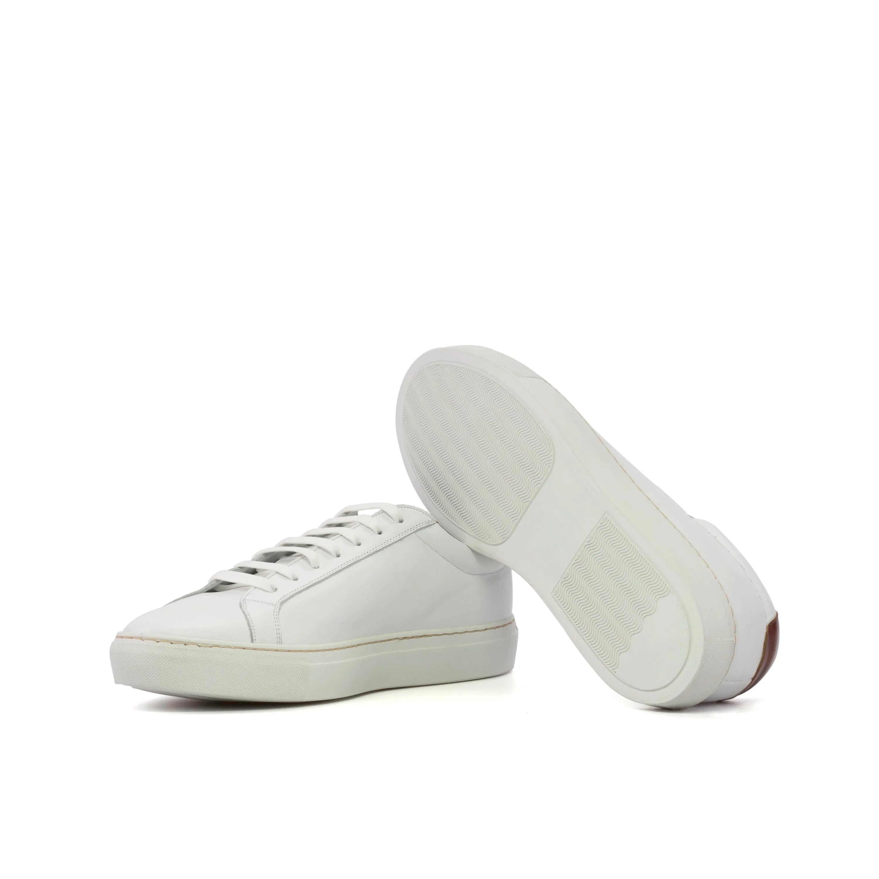 Pair of white calf leather low kick sneakers Garry V2 fast lane