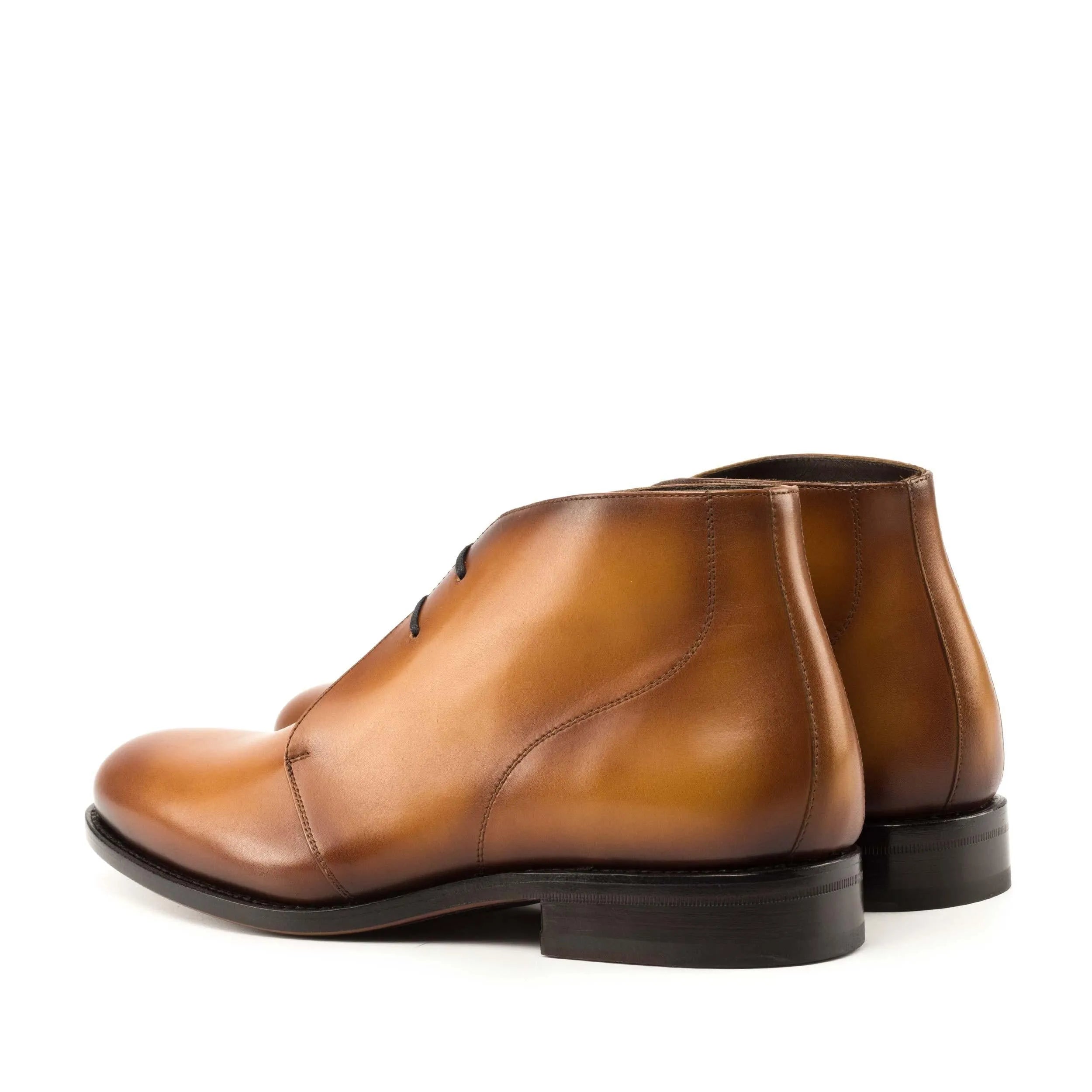 Hammond Chukka Boots II in cognac box calf with rounded toe