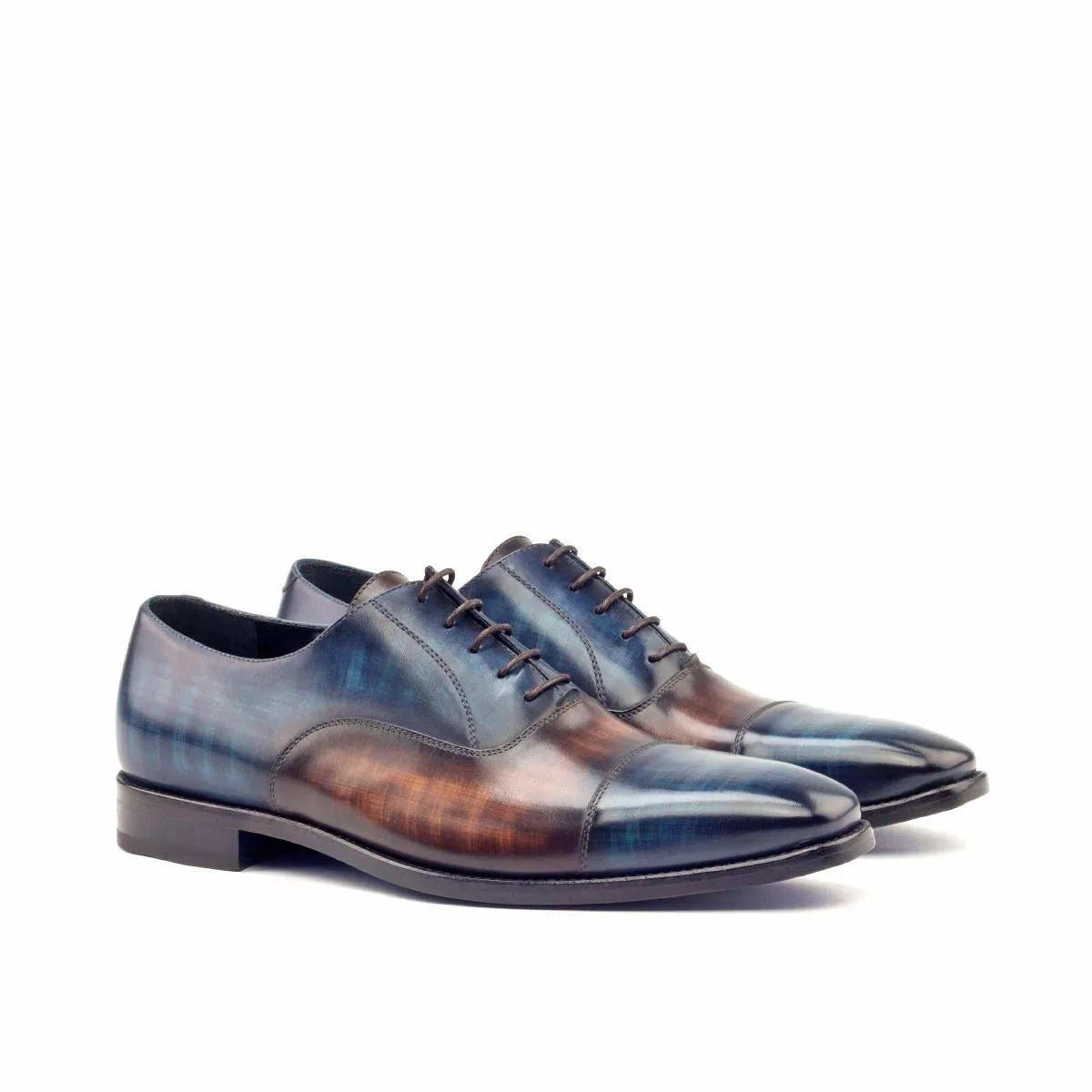 Heartland Oxford patina shoes with two-toned leather dress design