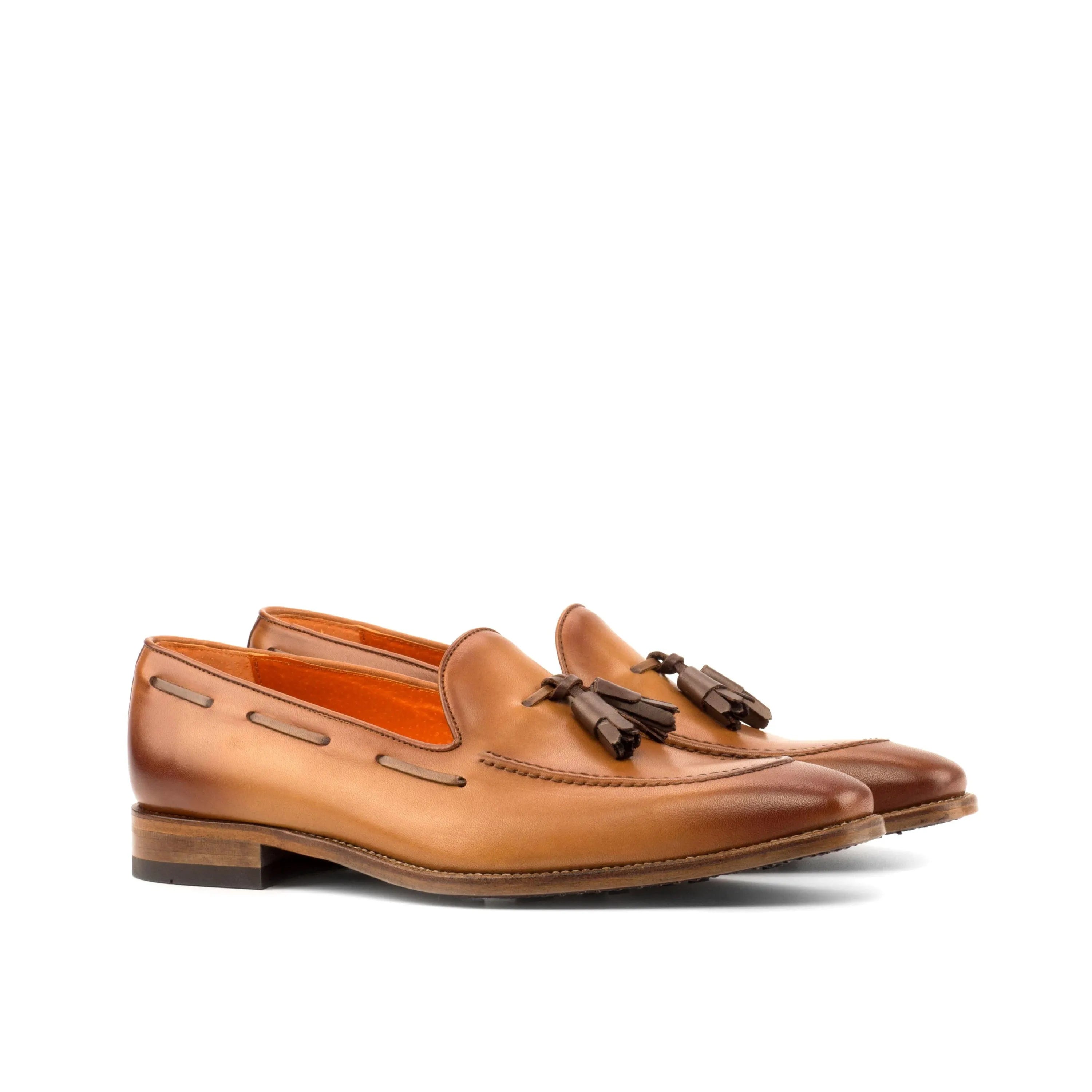 Jag loafers in tan leather with tassels, luxury bespoke shoes for men