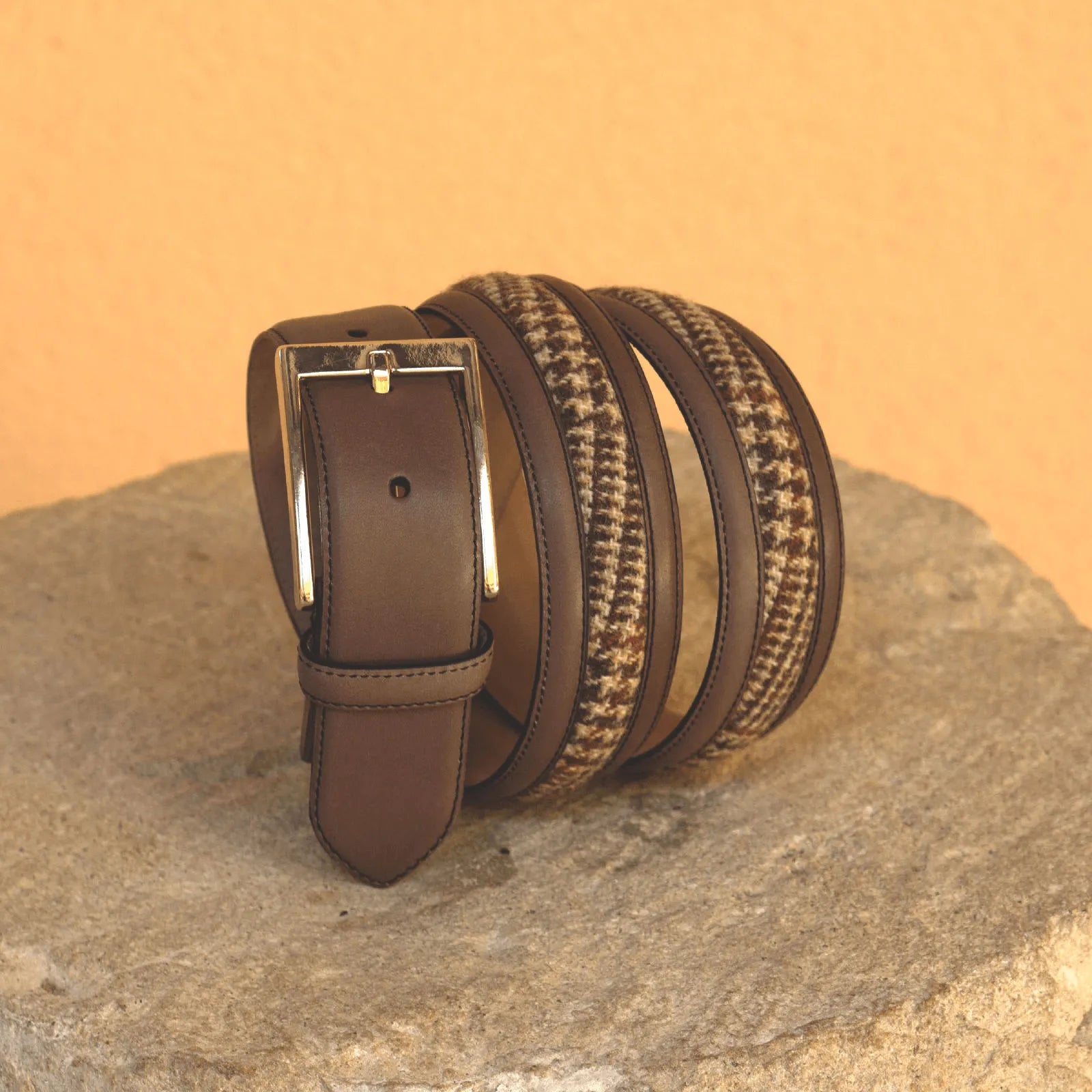 Julio Venice Belt II in brown leather and houndstooth design