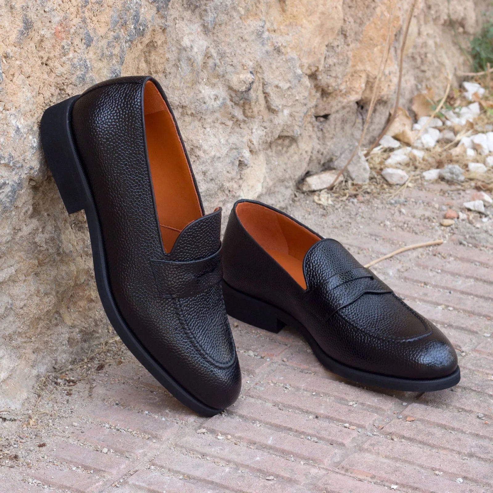 Black Lopez loafers in calf leather, traditional English penny style