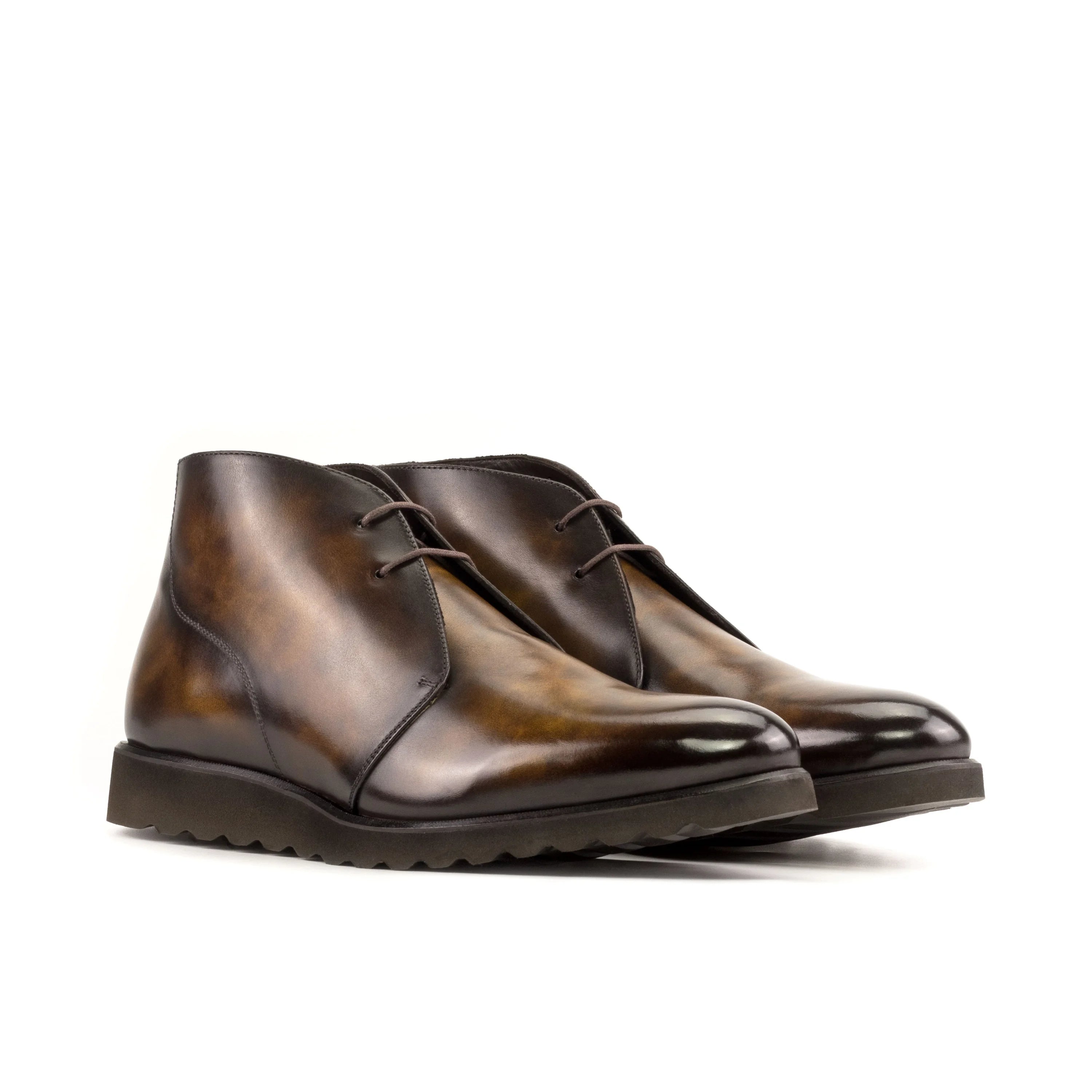 Lopez patina chukka boots in brown leather with laces and textured soles