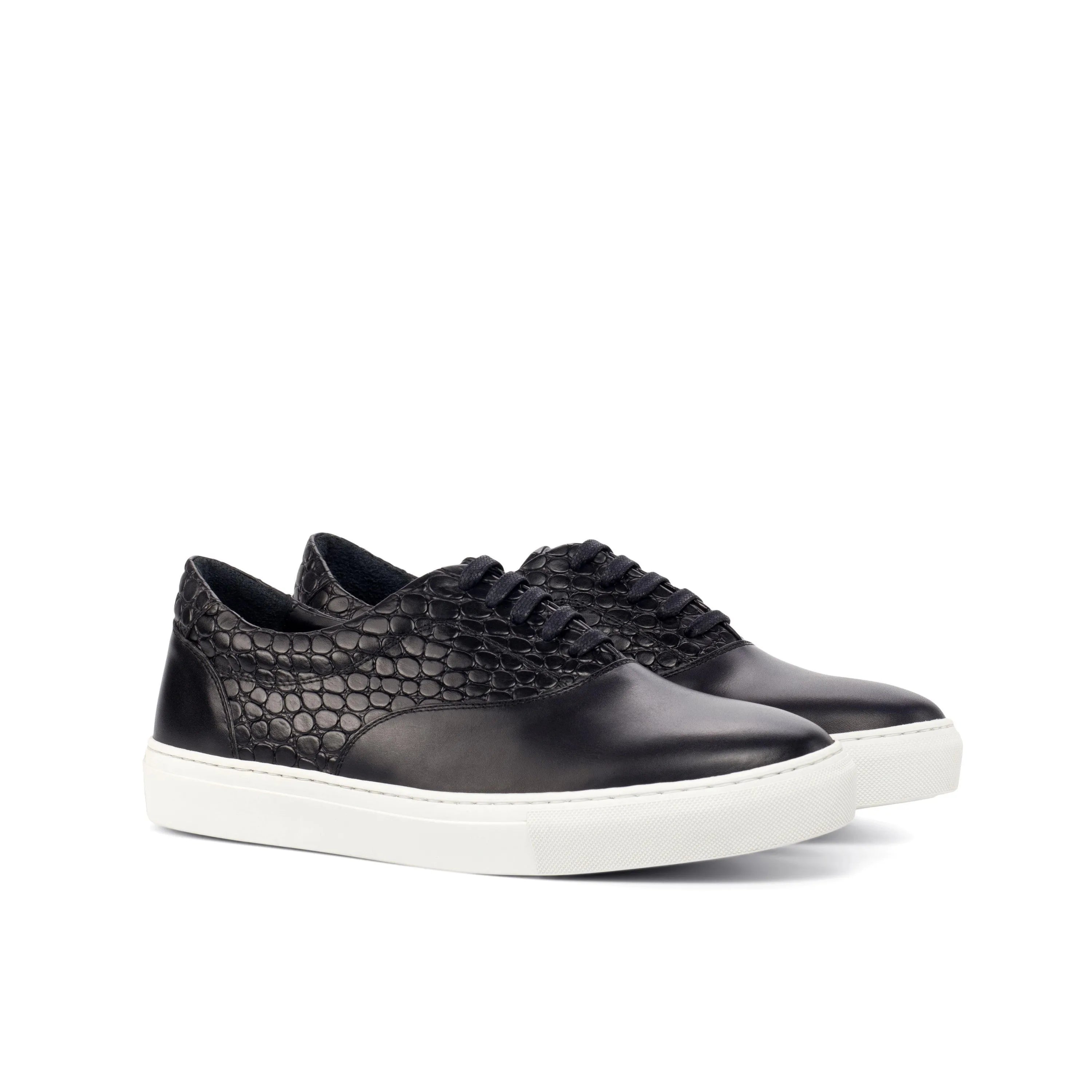Black painted Mady Top Sider sneaker with leather and reptile texture