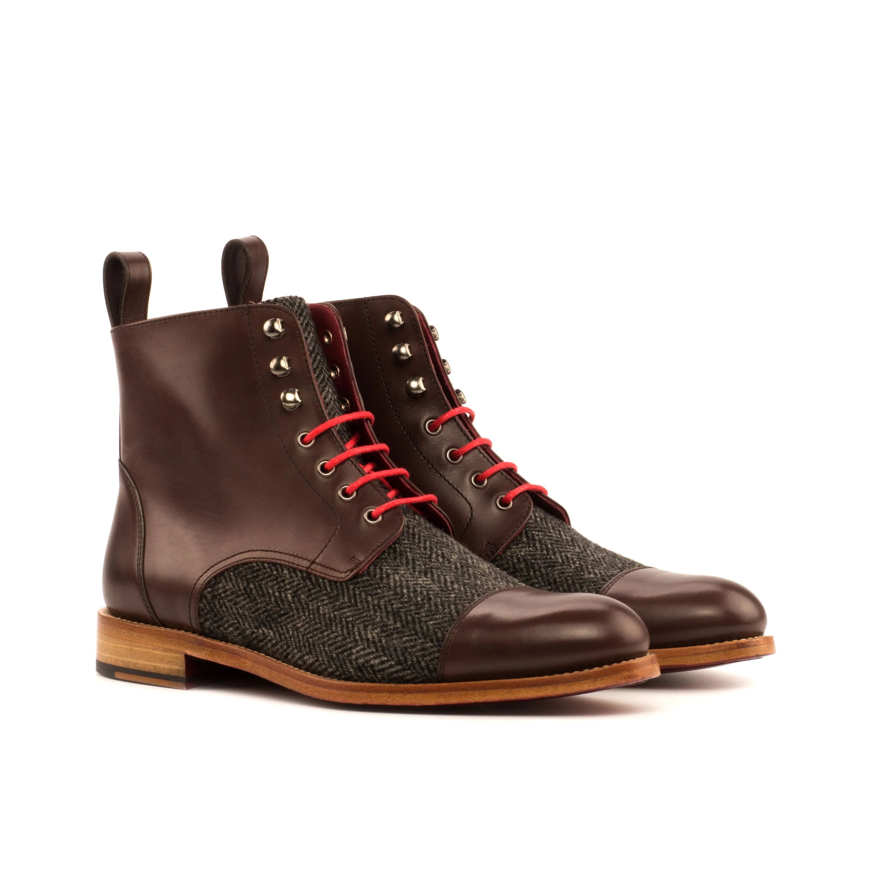 Nina12 ladies brogue boots in brown leather tweed with red laces