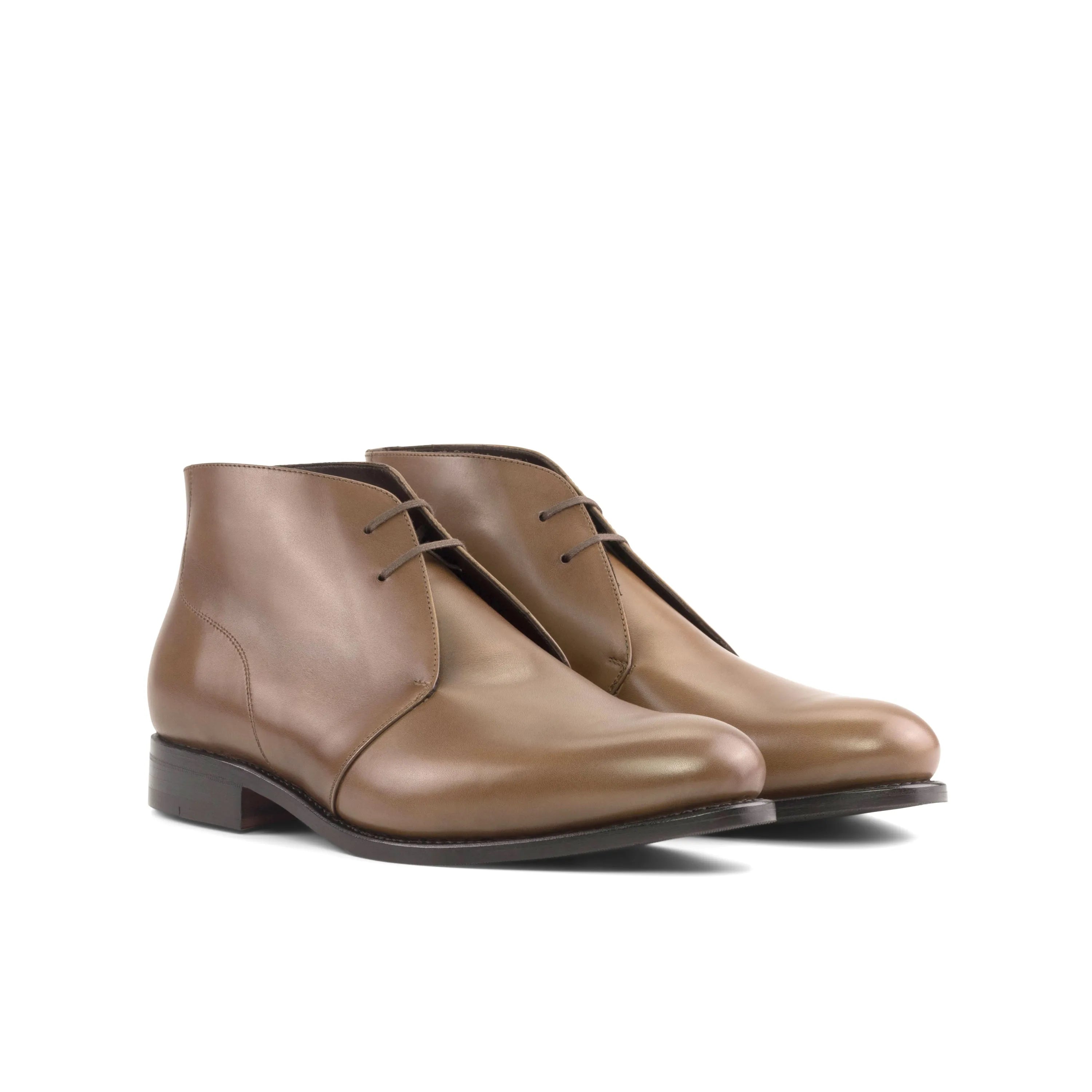 Olian chukka boots in brown leather, fast lane style