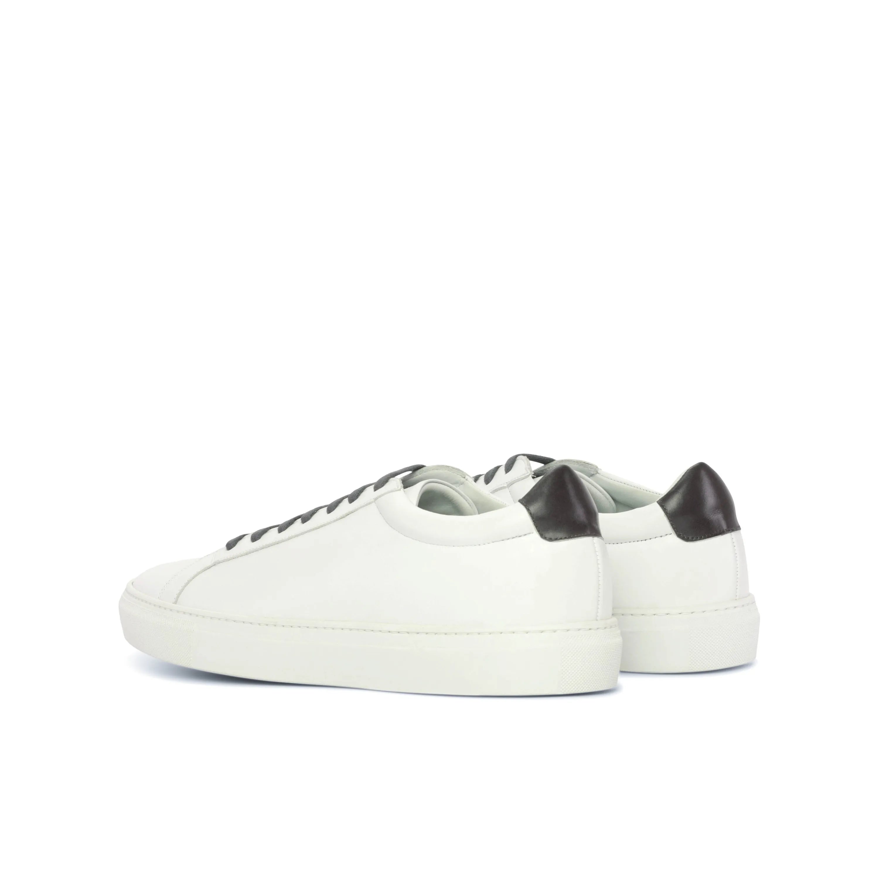 White Pauli low kick sneaker in fast lane white leather