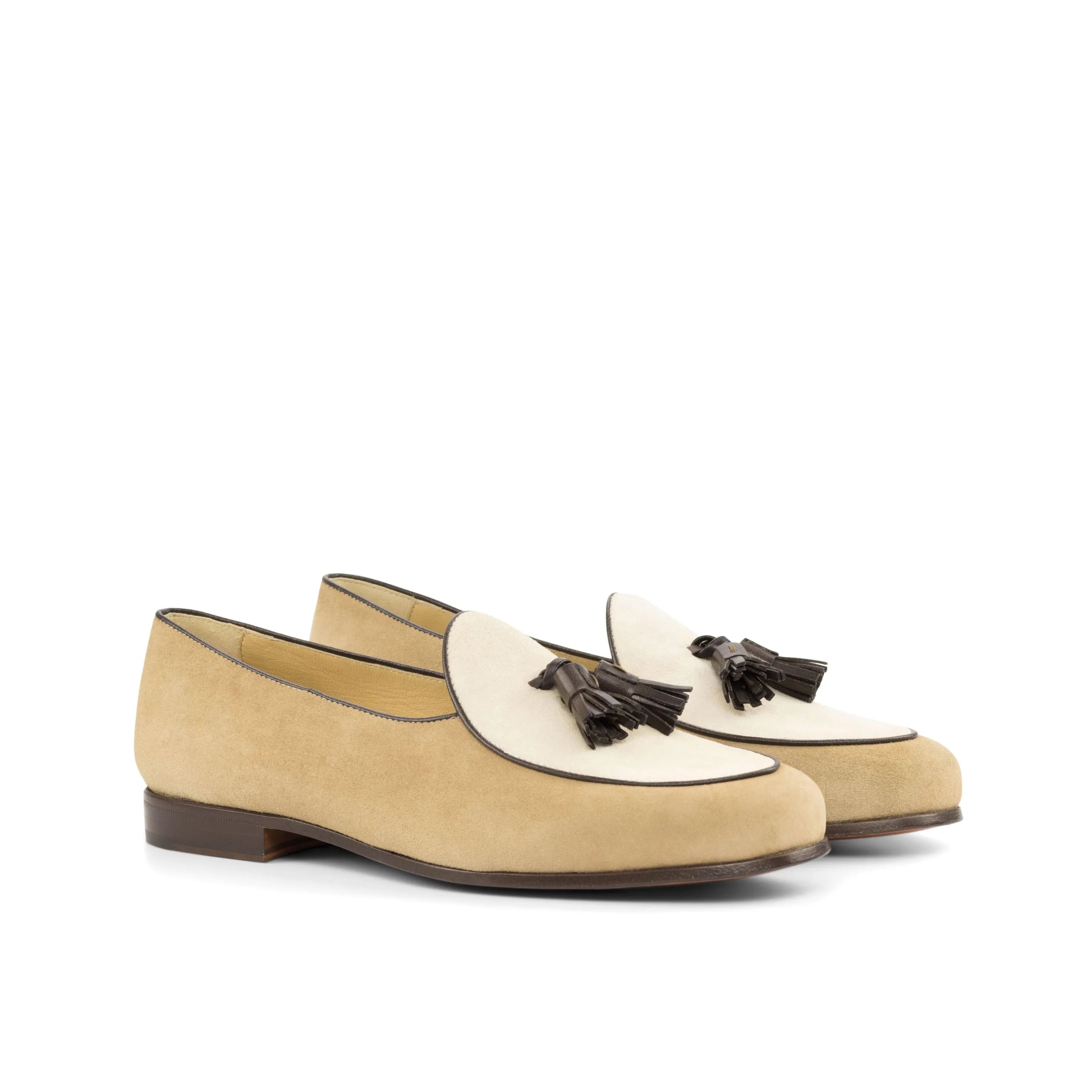 Tan and white tassel loafers on Teatro Belgian Slipper