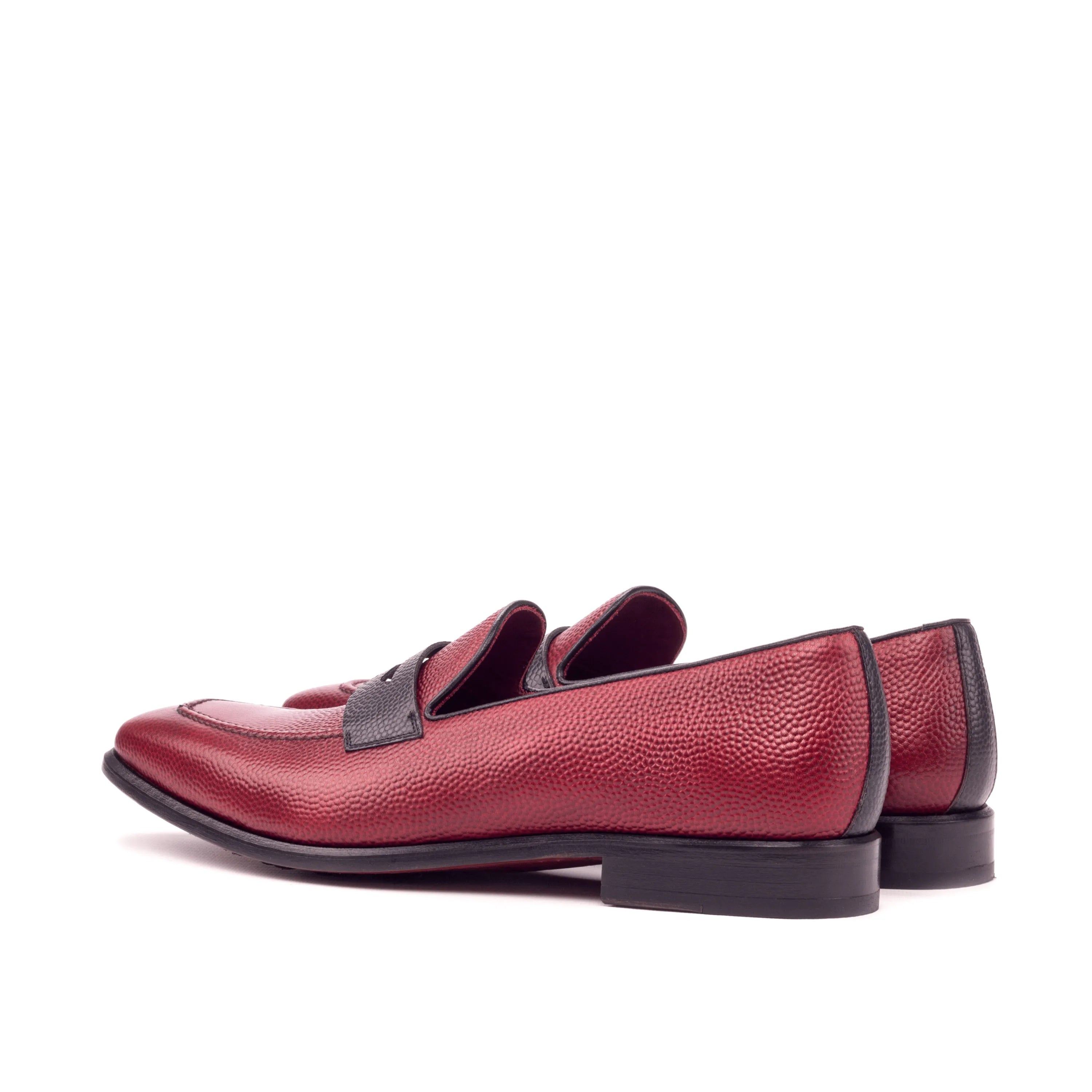 Tzu loafers in burgundy pebble grain leather for men