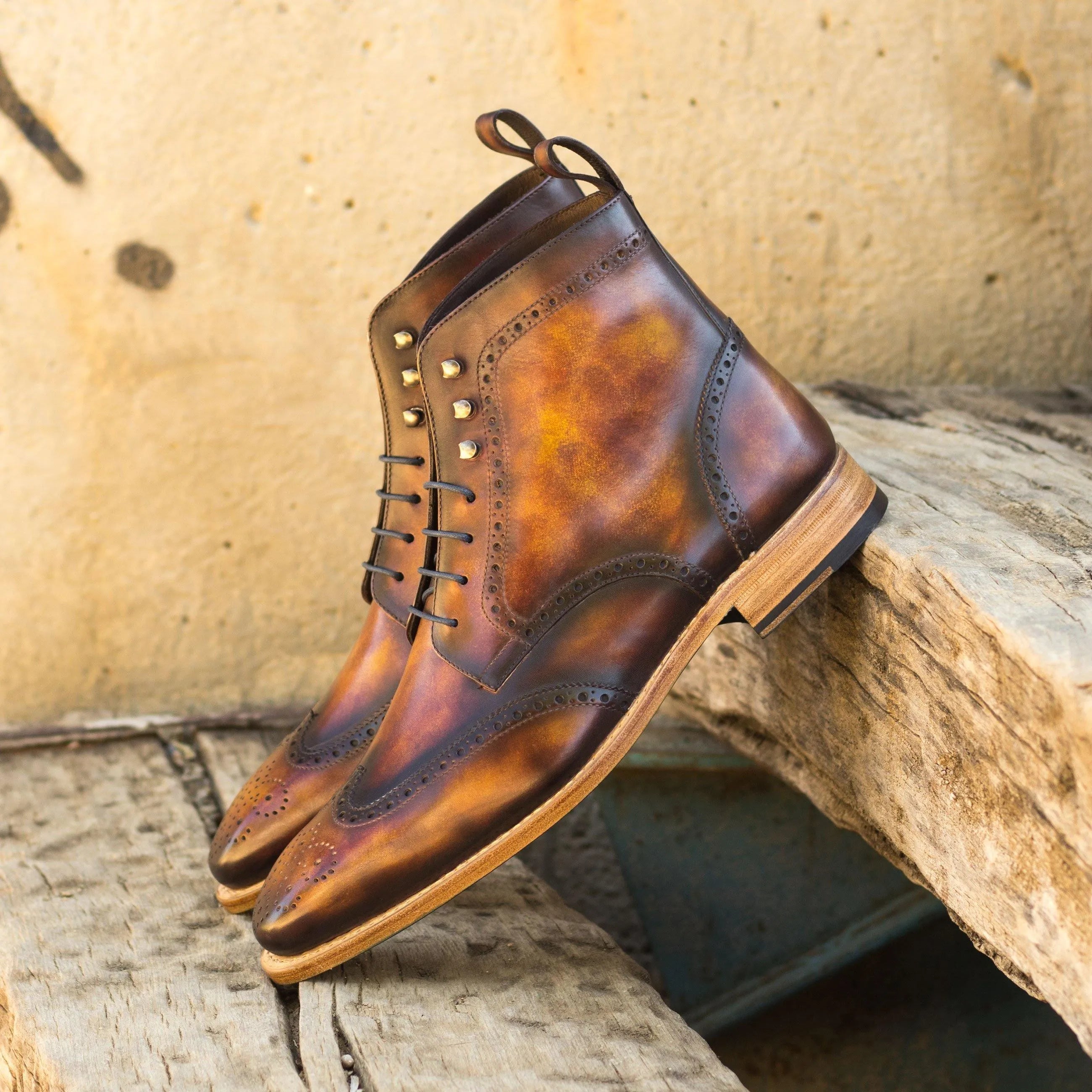 Wagner military brogue patina boots II in brown leather wingtip