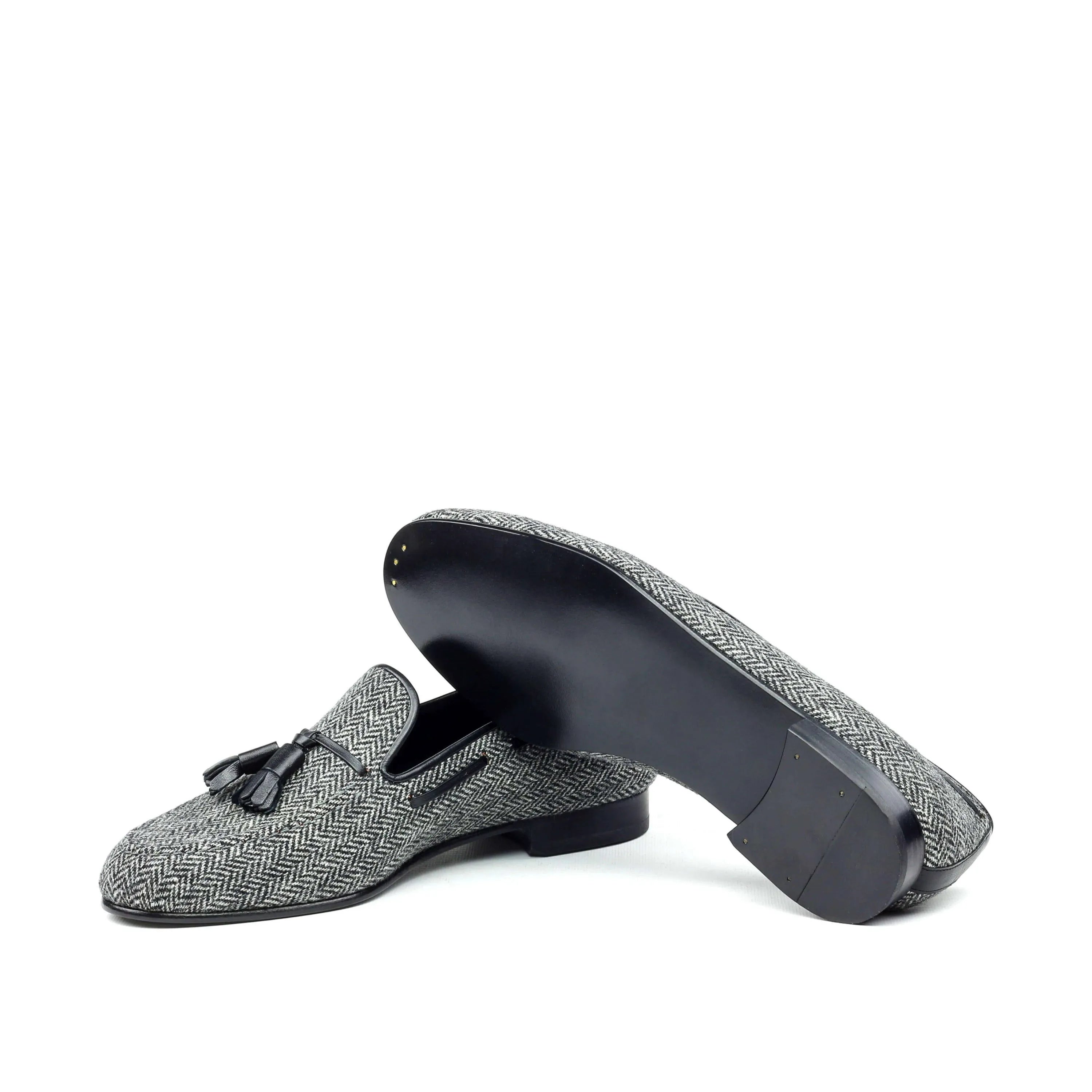 Gray Alexander loafers II with herringbone tassels, pointed toe shape