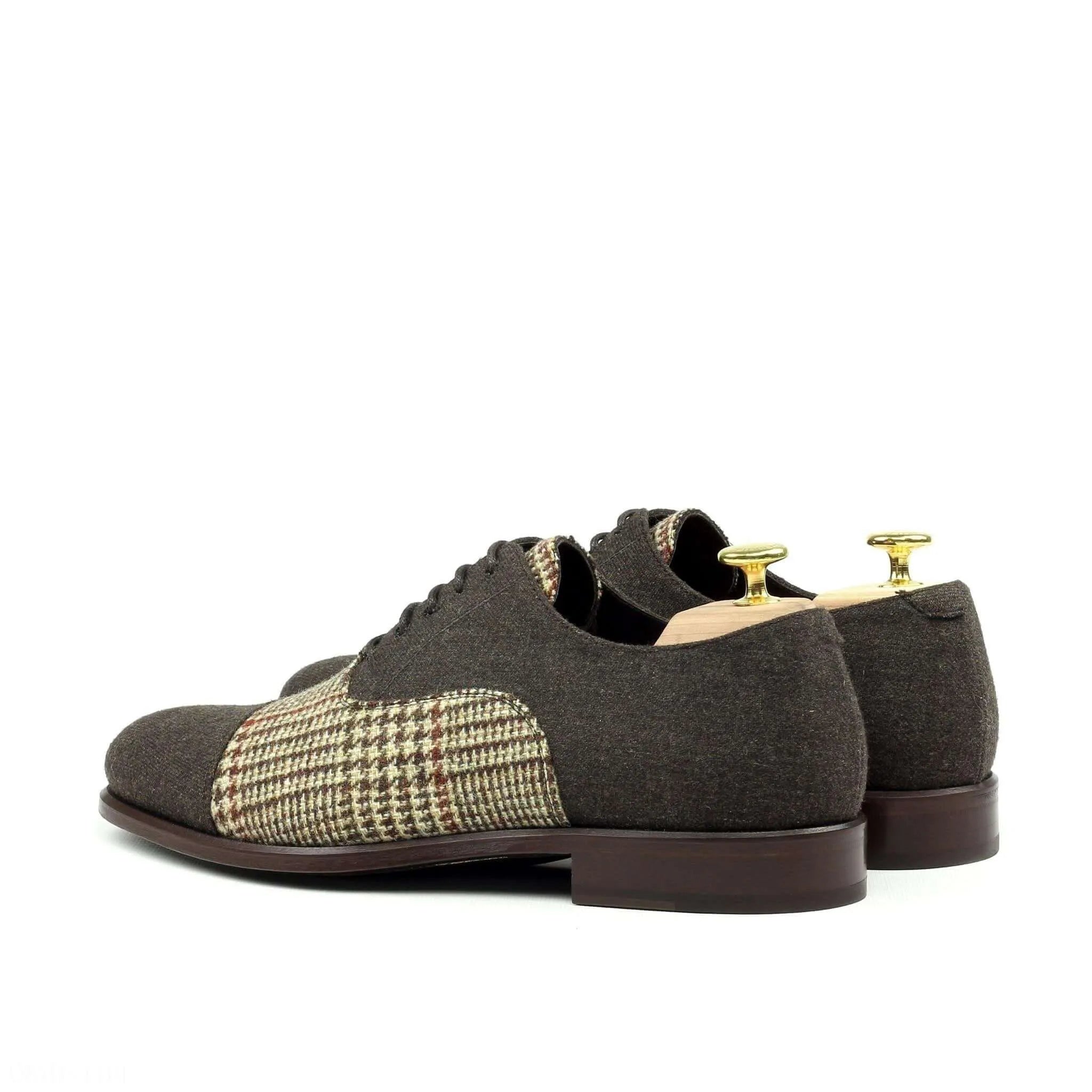 Brown tweed Azzedine Oxford shoes, elegant dress style