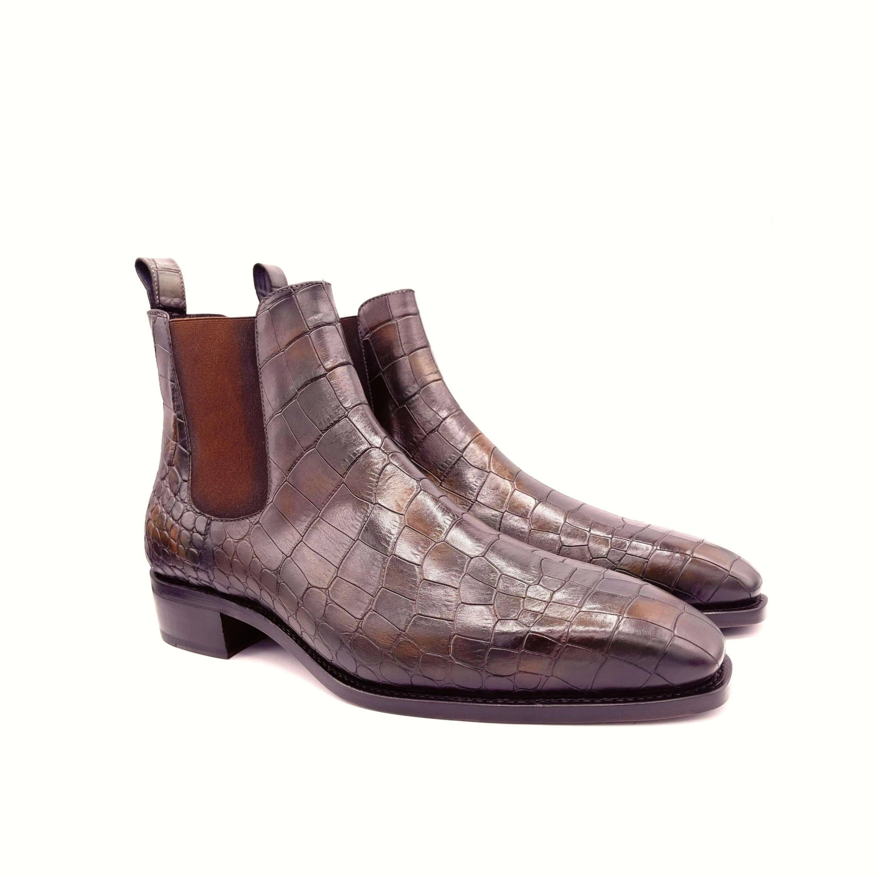 Cairo patina Chelsea boots in brown crocodile pattern