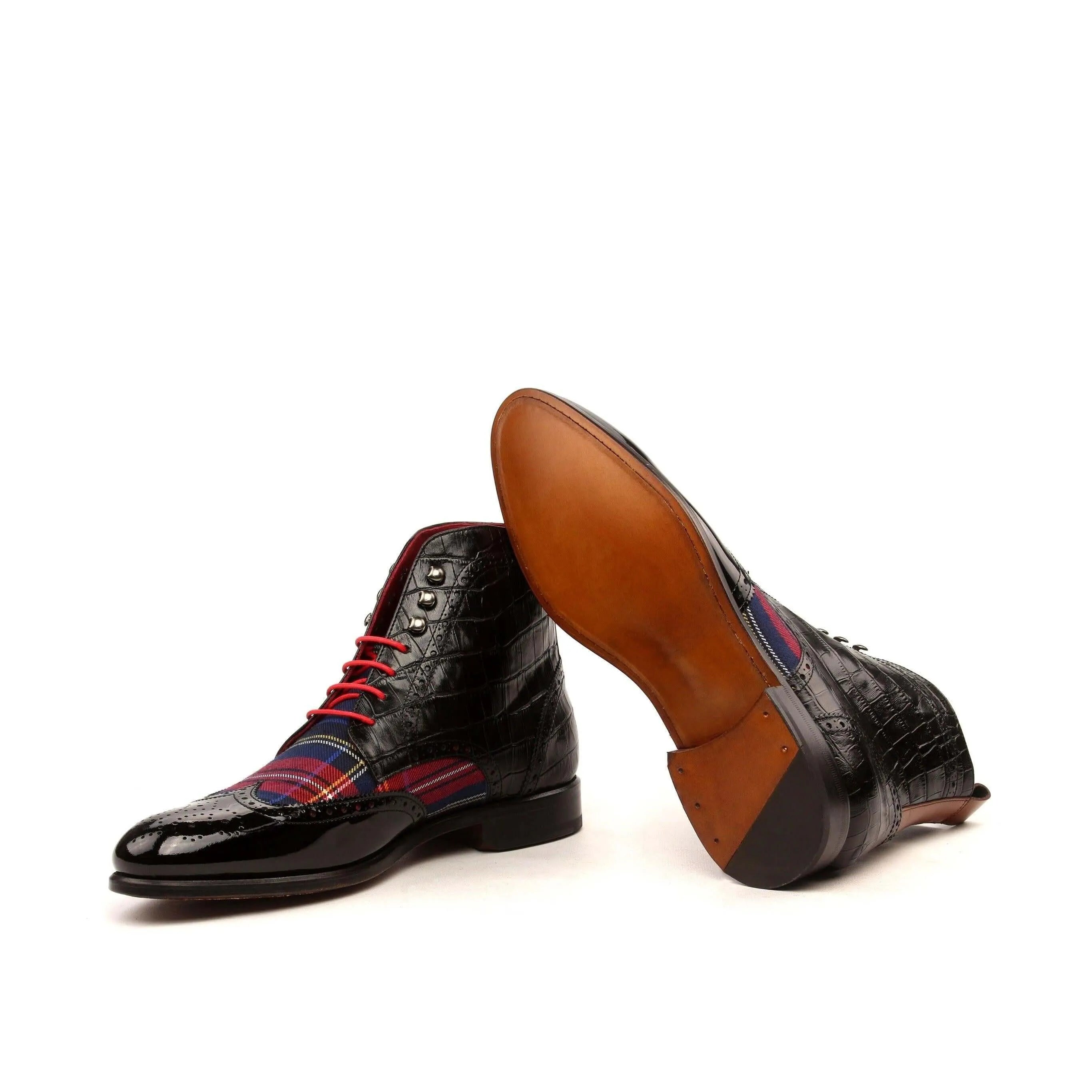 Catu Military Brogue Boots II in black leather and plaid
