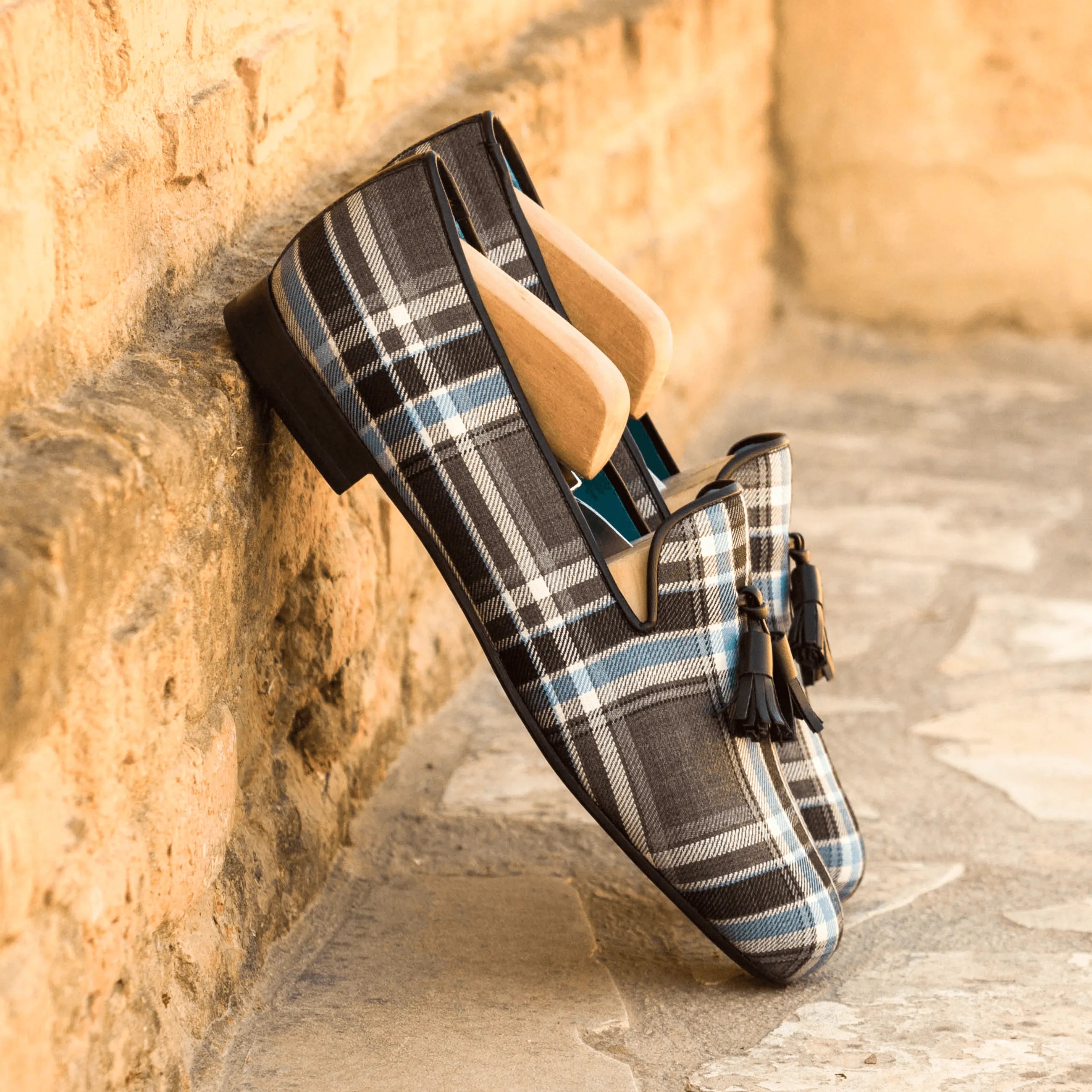 Cruz Wellington Slipon II tasseled plaid loafers back view