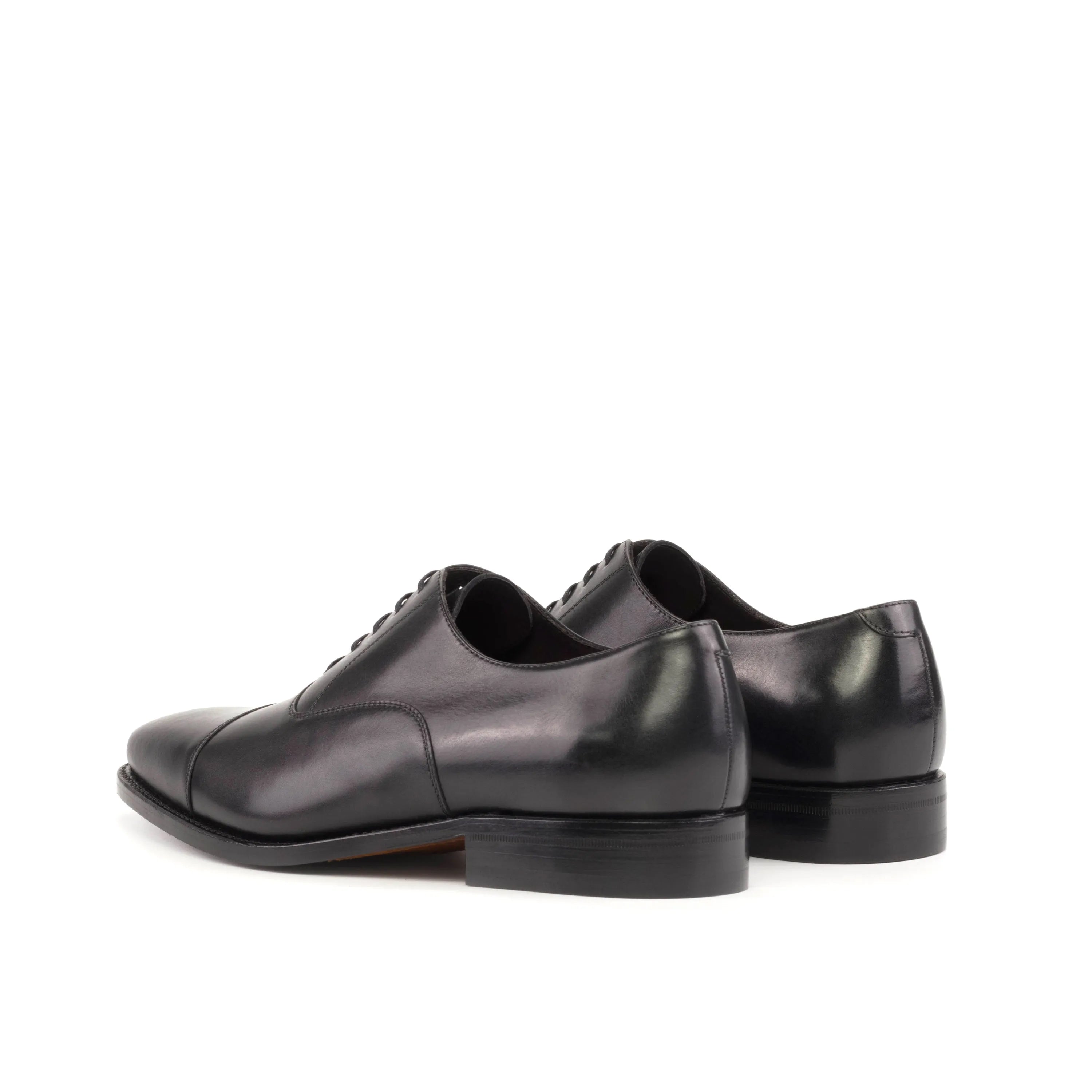 Pair of black leather Farell Oxford shoes from Fast Lane collection