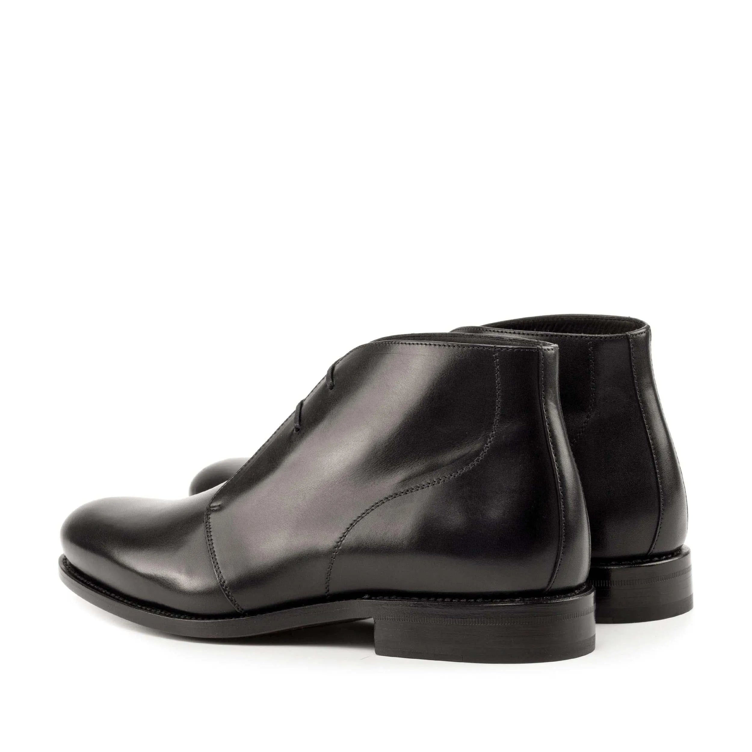 Filmar chukka boots in black leather, fast lane style