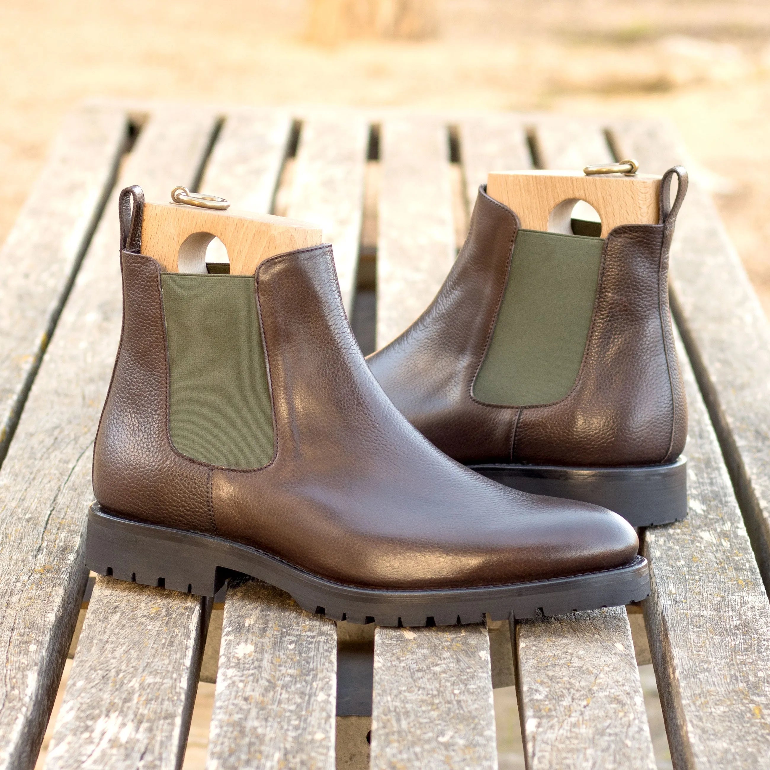 Gallardo Chelsea boots in brown leather