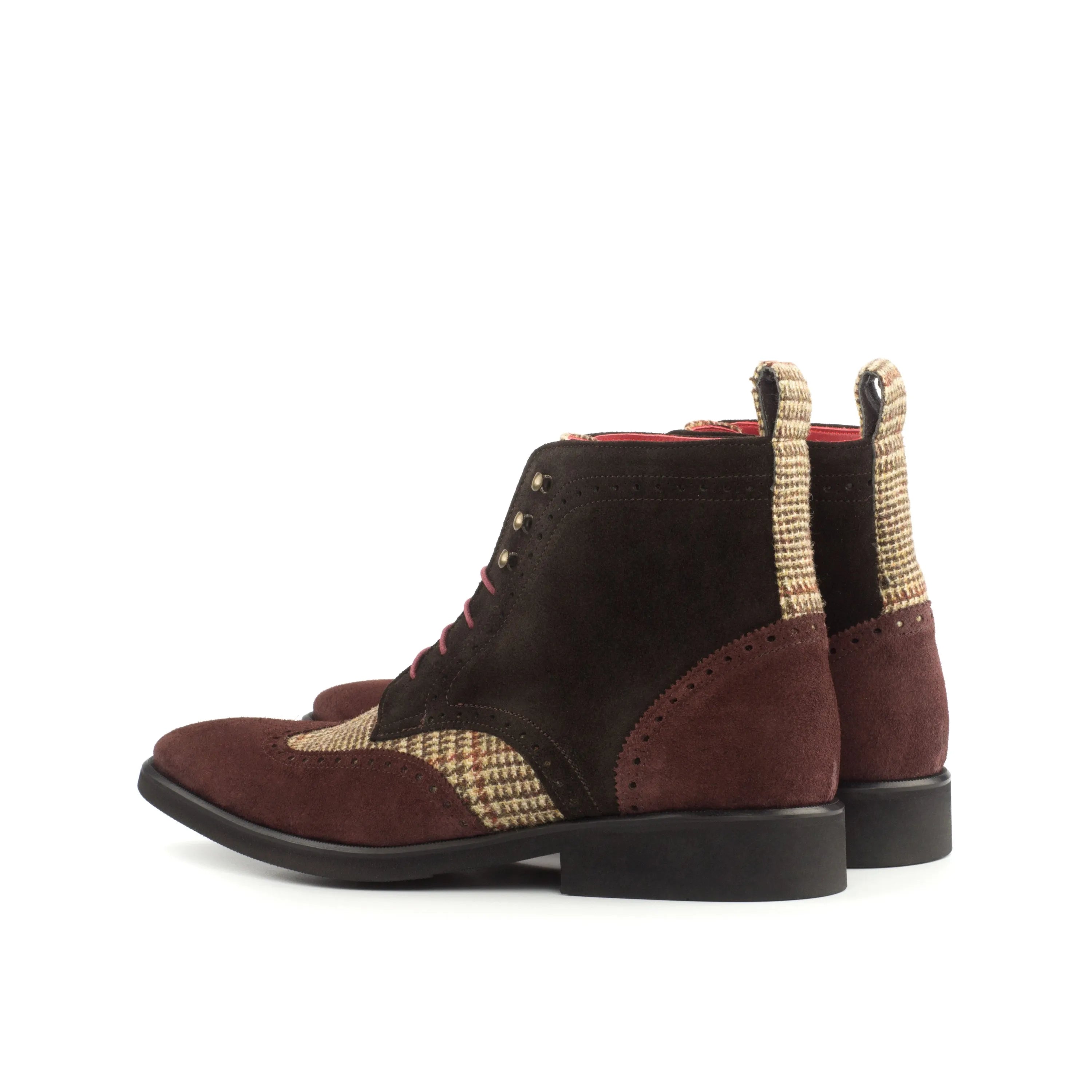 General06 military brogue boots in brown and tweed