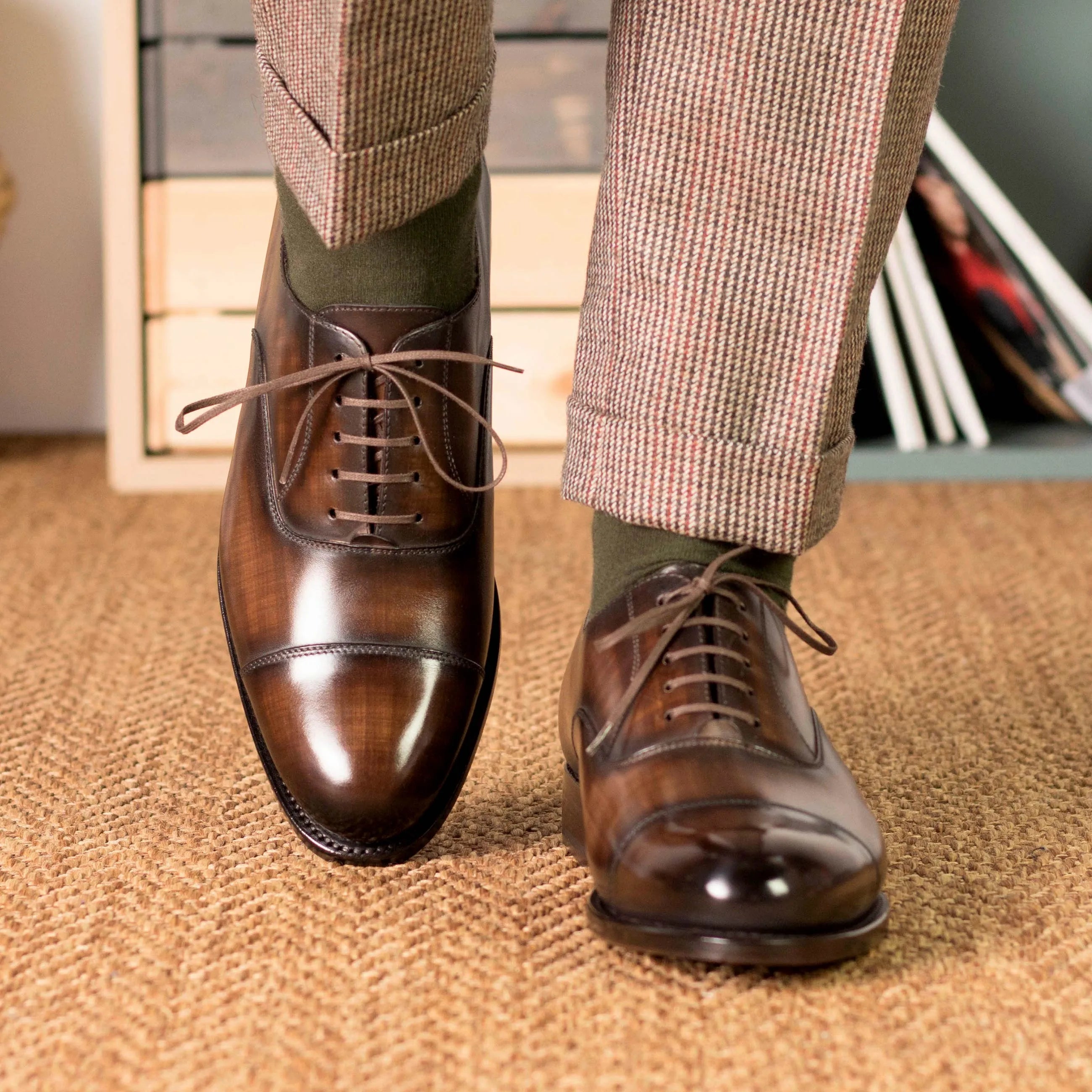 Mavrick Patina Oxford shoes in brown leather, back view