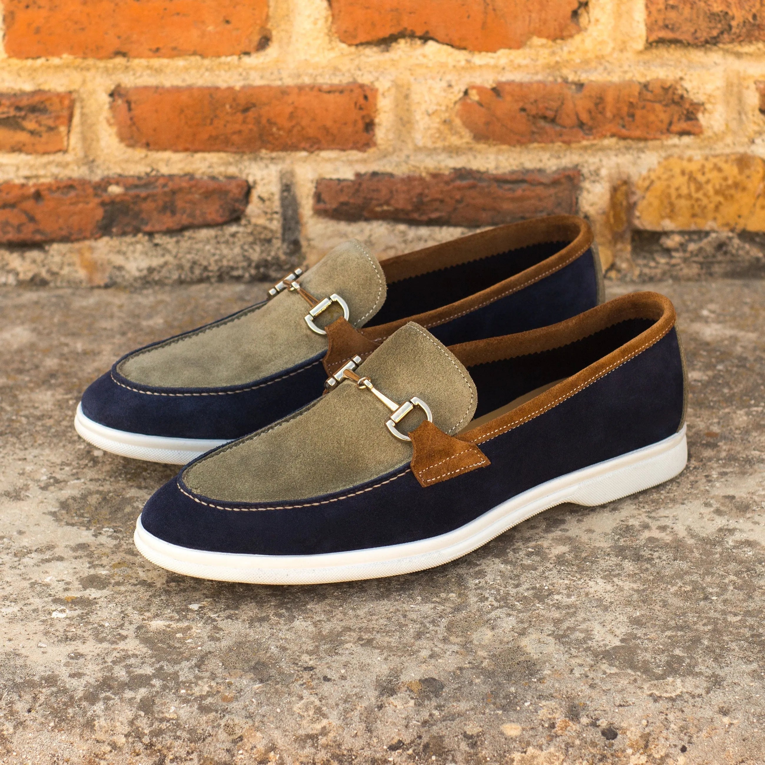 Two-tone unlined suede leather Nikki Moc Flex shoes back view