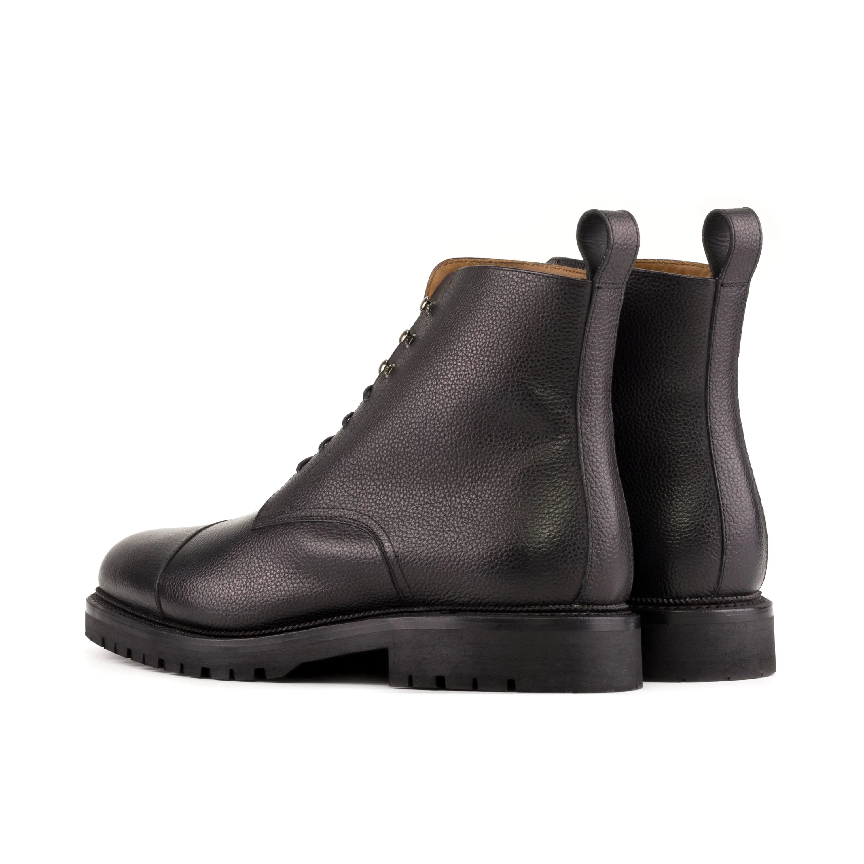Primus Jumper Boots black leather cap-toe jumper boots