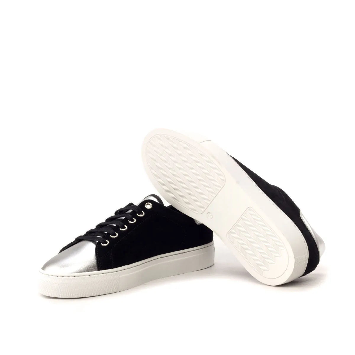Black and silver Raulond trainer sneaker