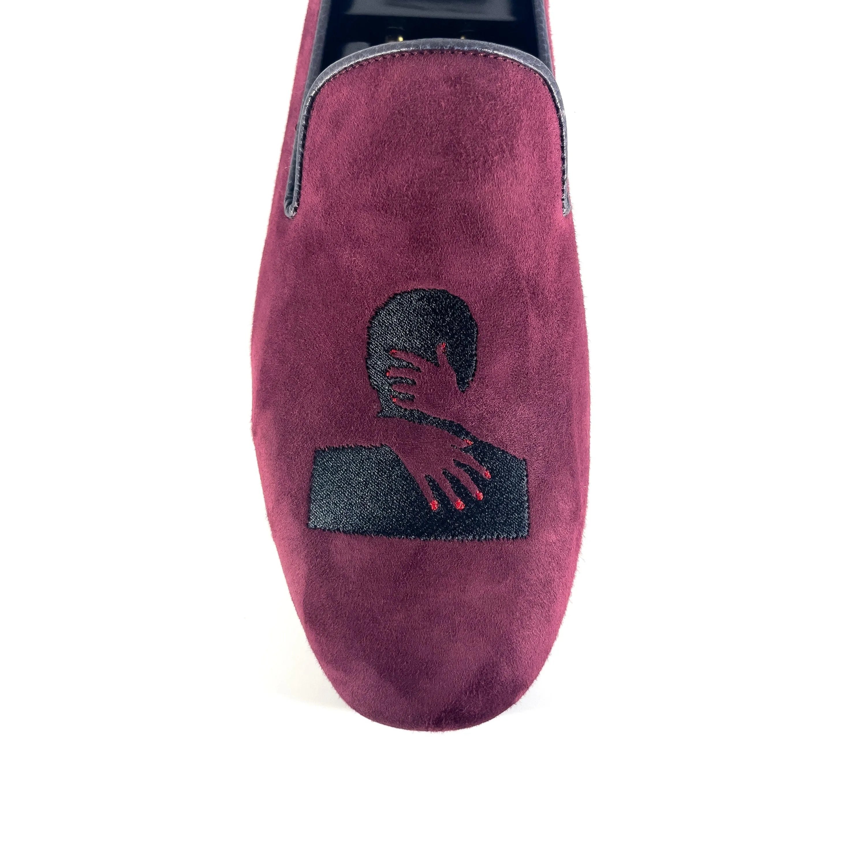 Shesthe1 wellington slipon burgundy suede loafer with black graphic