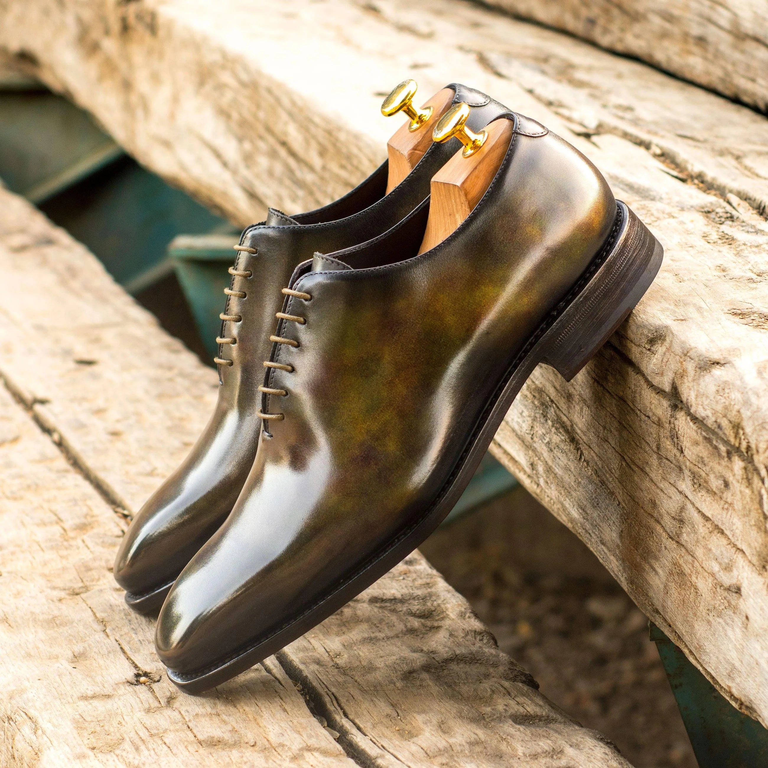 T5 whole cut patina polished leather dress shoes pair