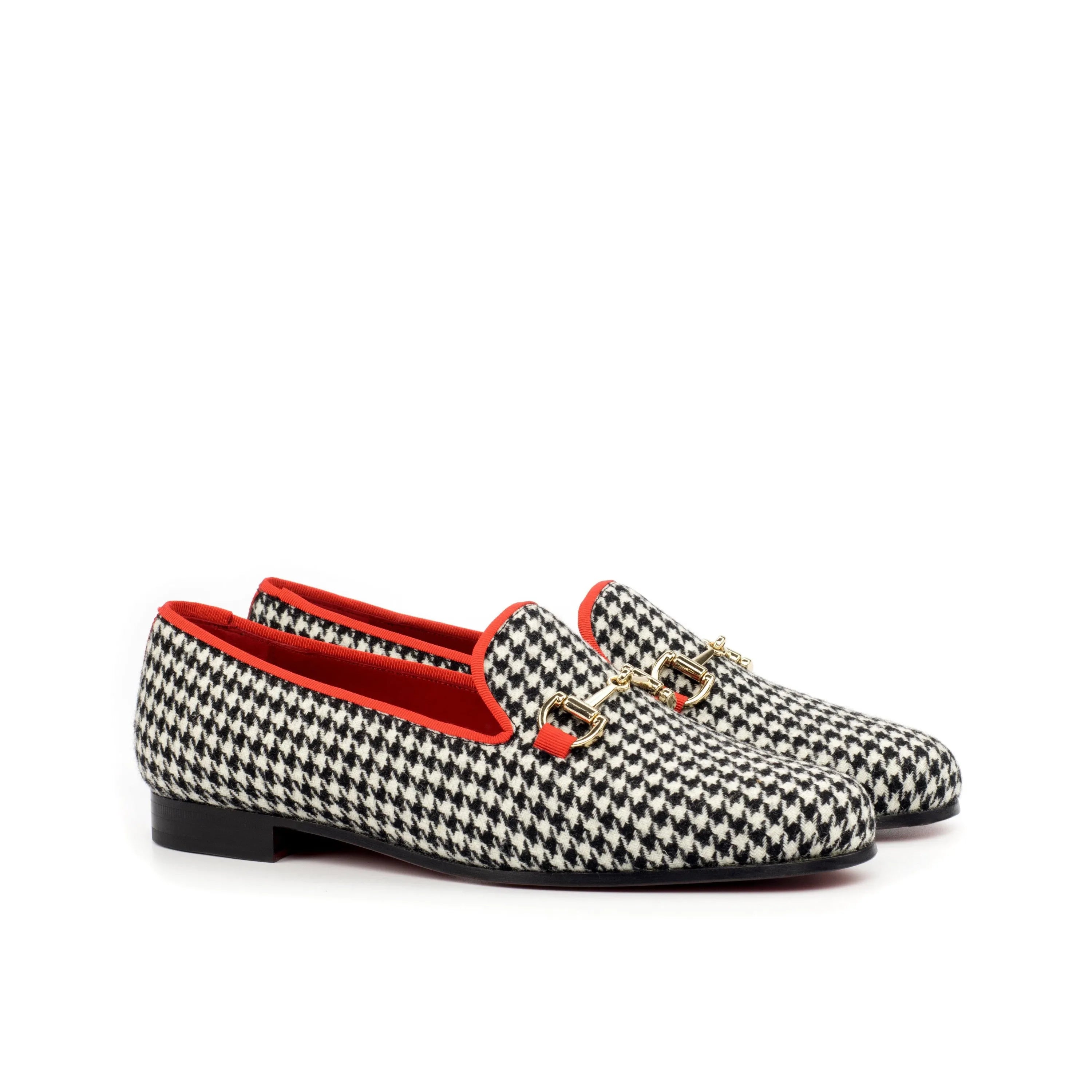 Vogue Audrey slipper in houndstooth with red trim