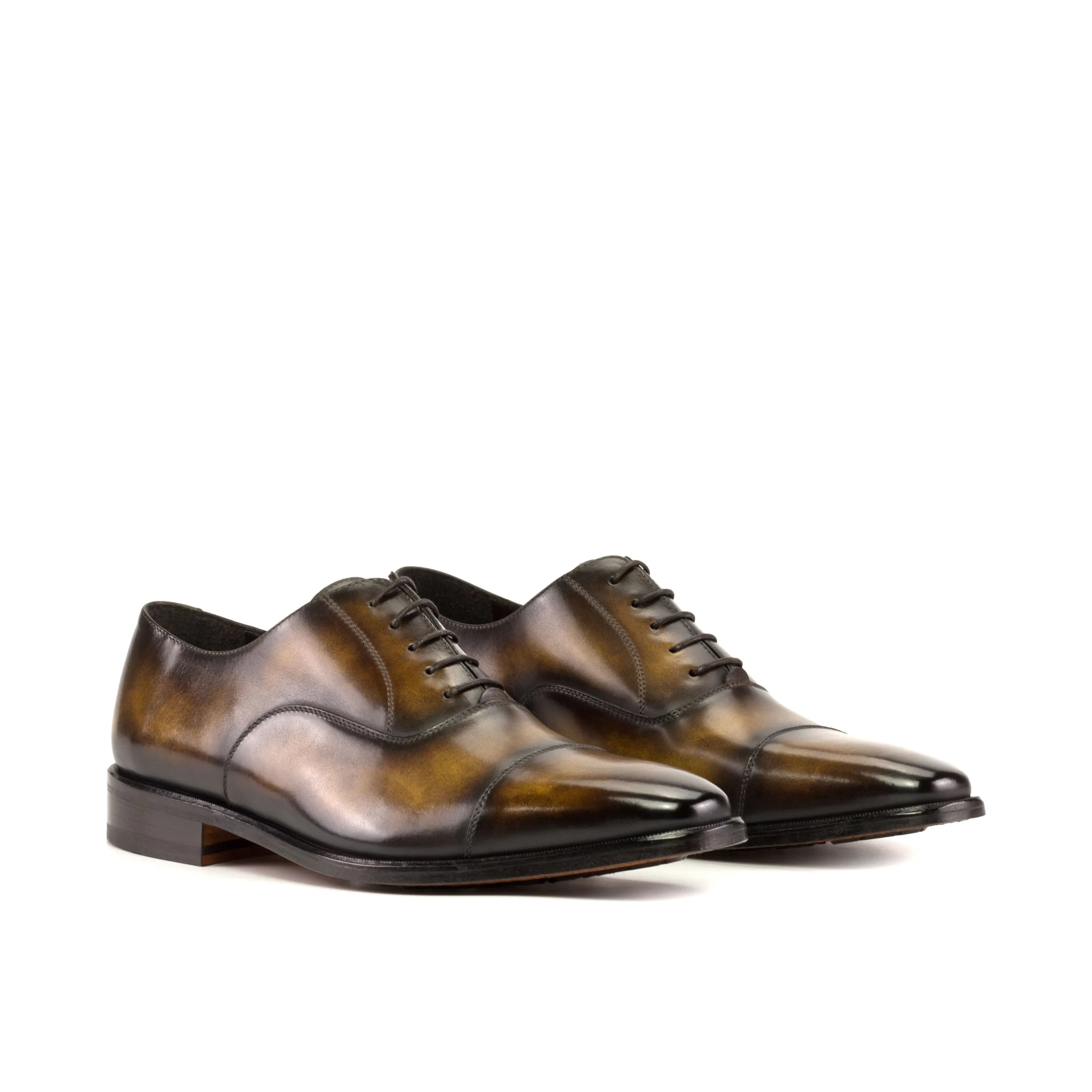Walker Patina Oxford shoes in leather with rich patina finish